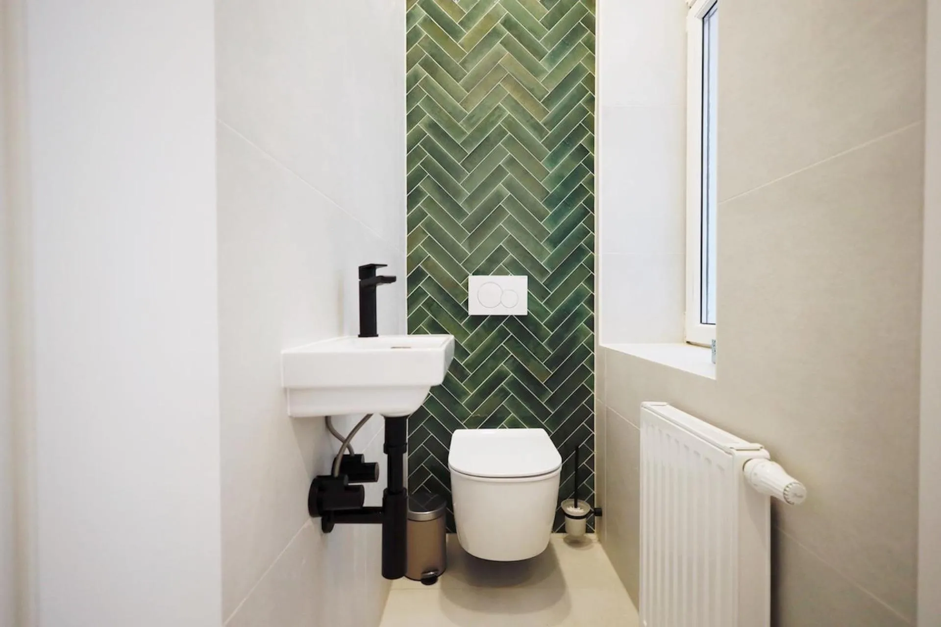 Toilet in HeyMi Apartments Zentagasse