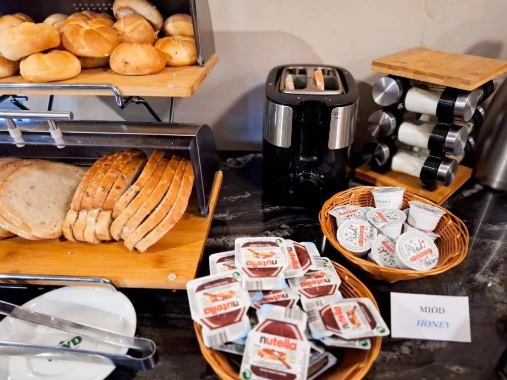 Restaurant/places to eat in Nobilton Hotel