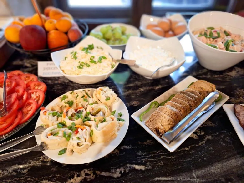 Restaurant/places to eat in Nobilton Hotel