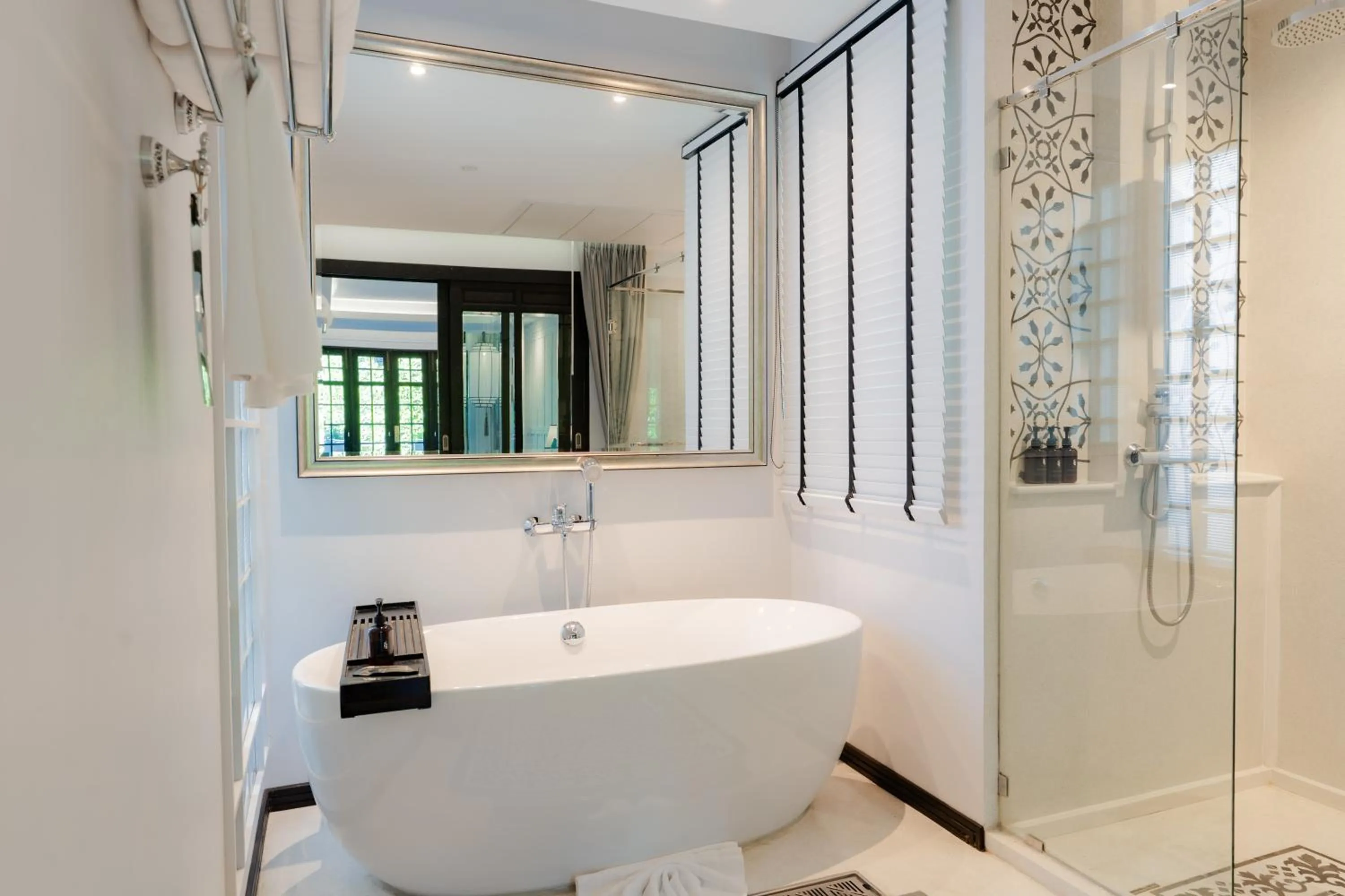 Shower in Siri Village Chiang Mai