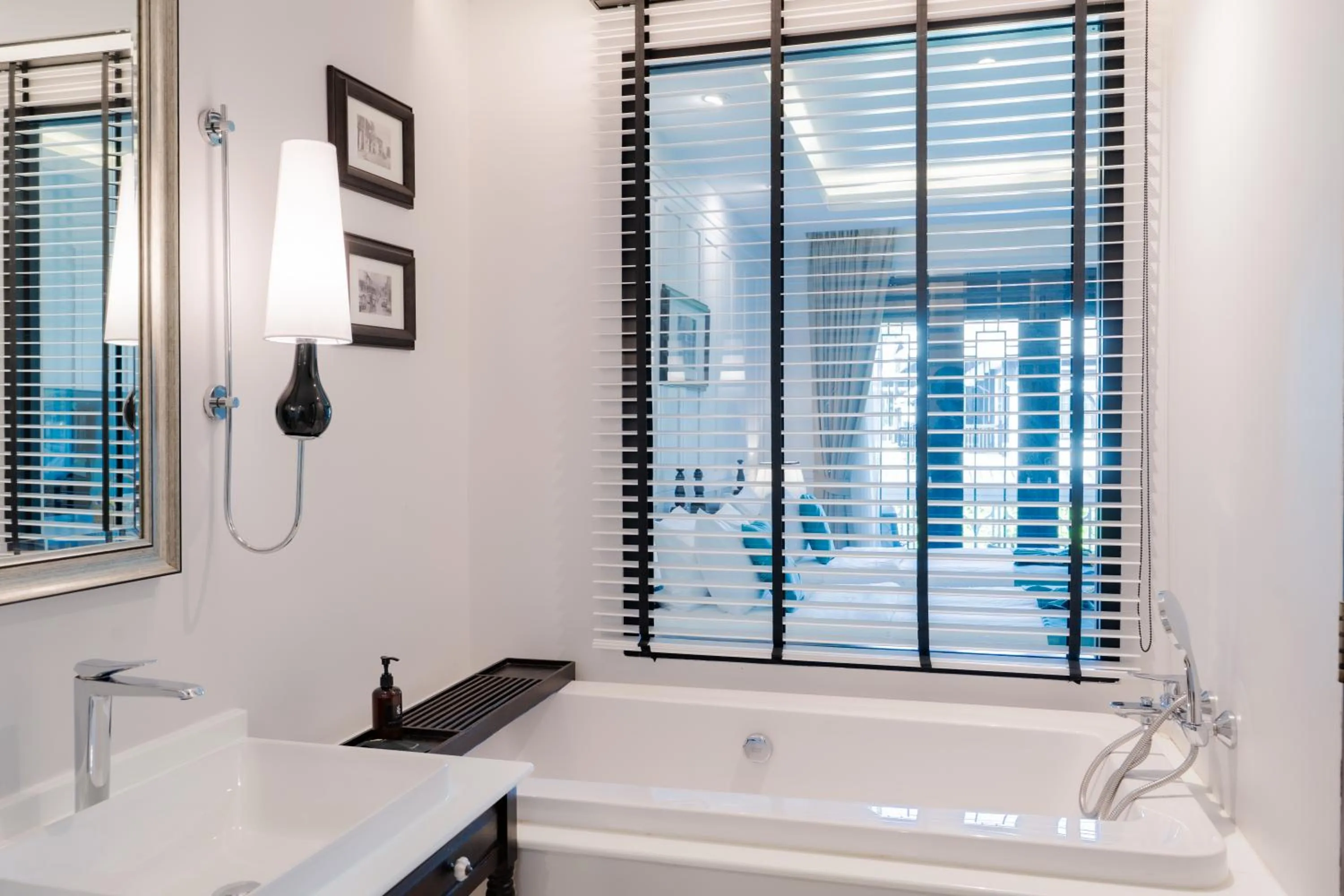 Bath in Siri Village Chiang Mai