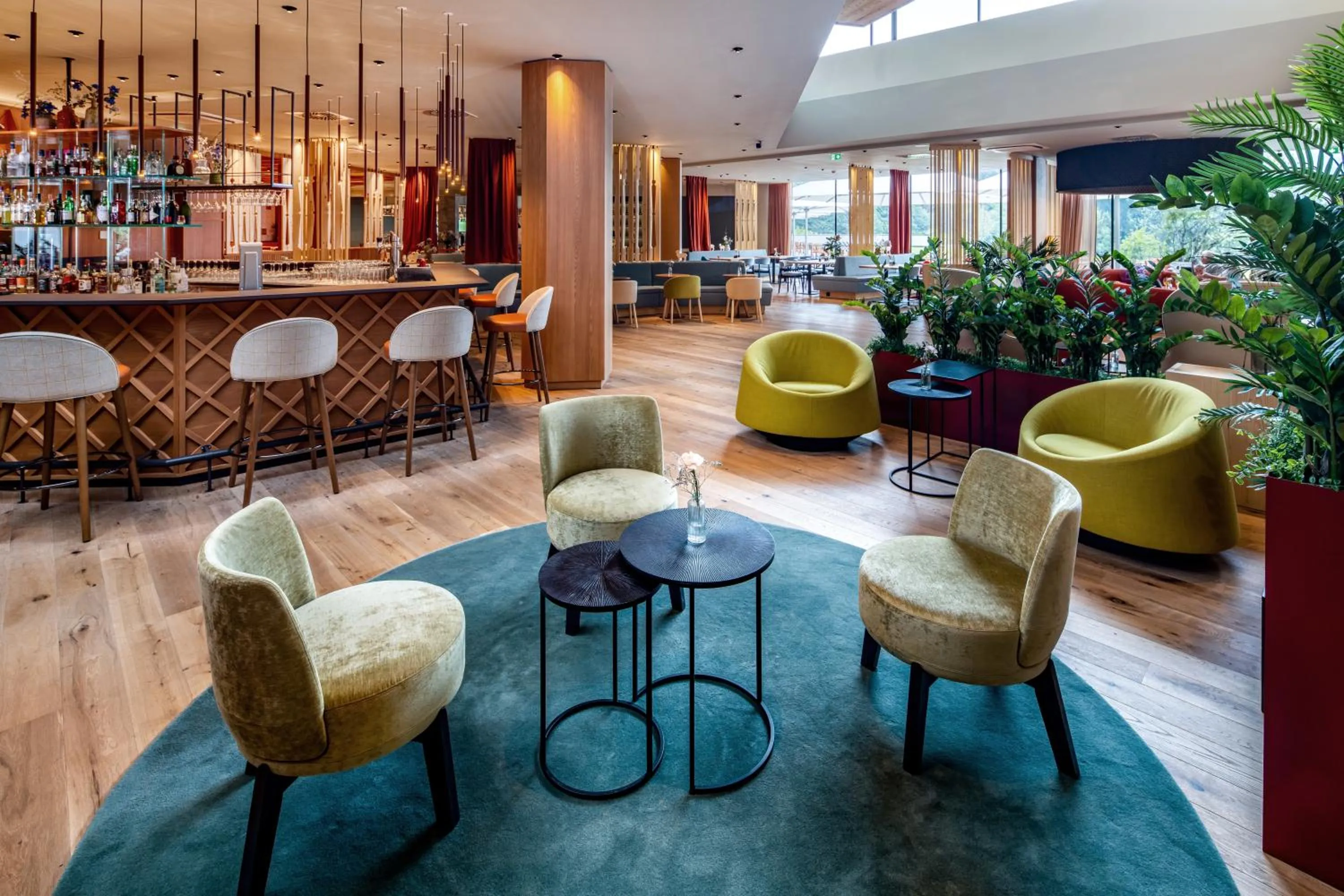 Lounge or bar in Falkensteiner Family Hotel Montafon - The Leading Hotels of the World