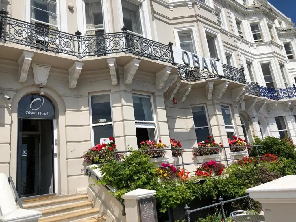 Facade/entrance in Oban Hotel