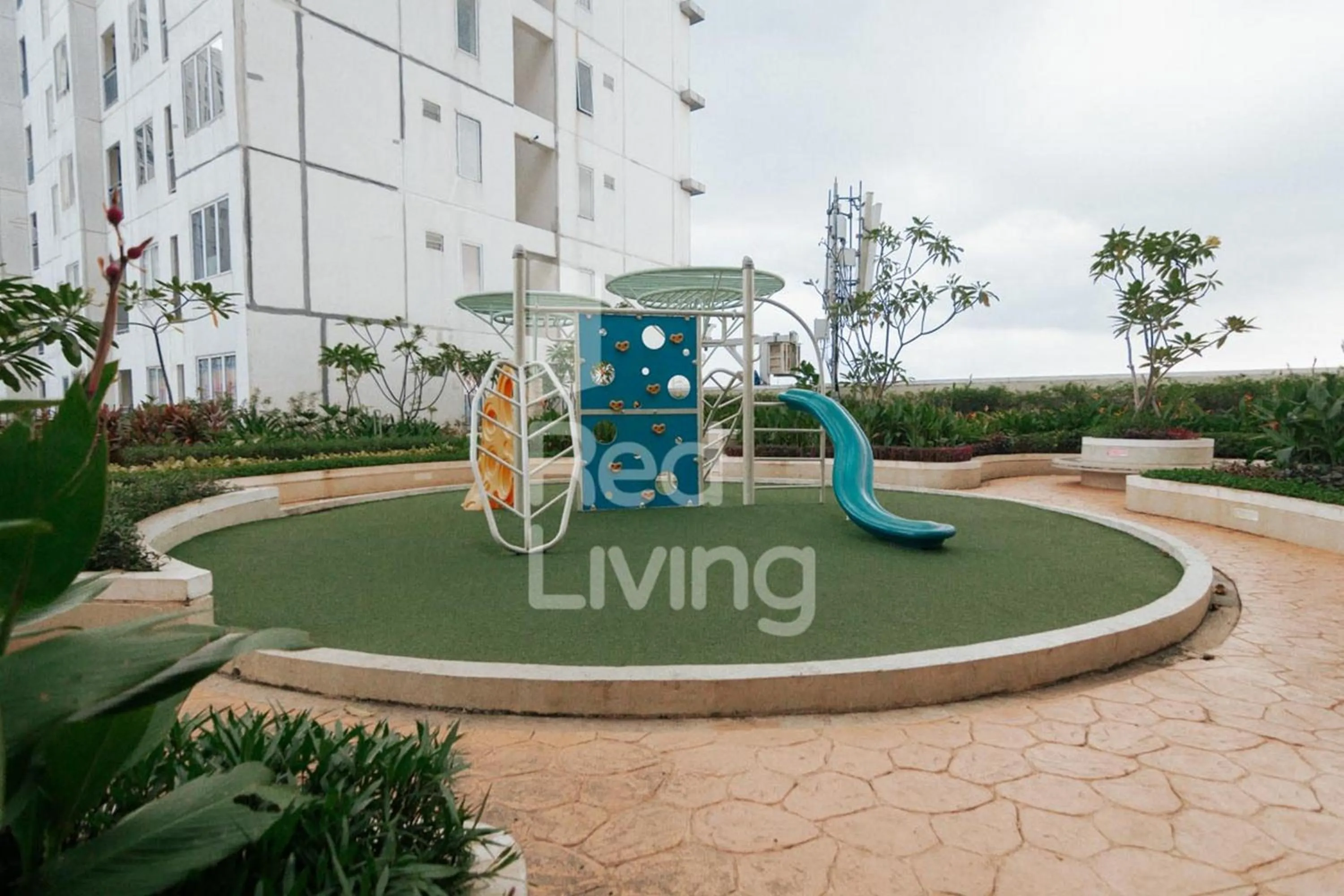 Children play ground in RedLiving Apartemen Bassura City - Aokla Property Tower Dahlia