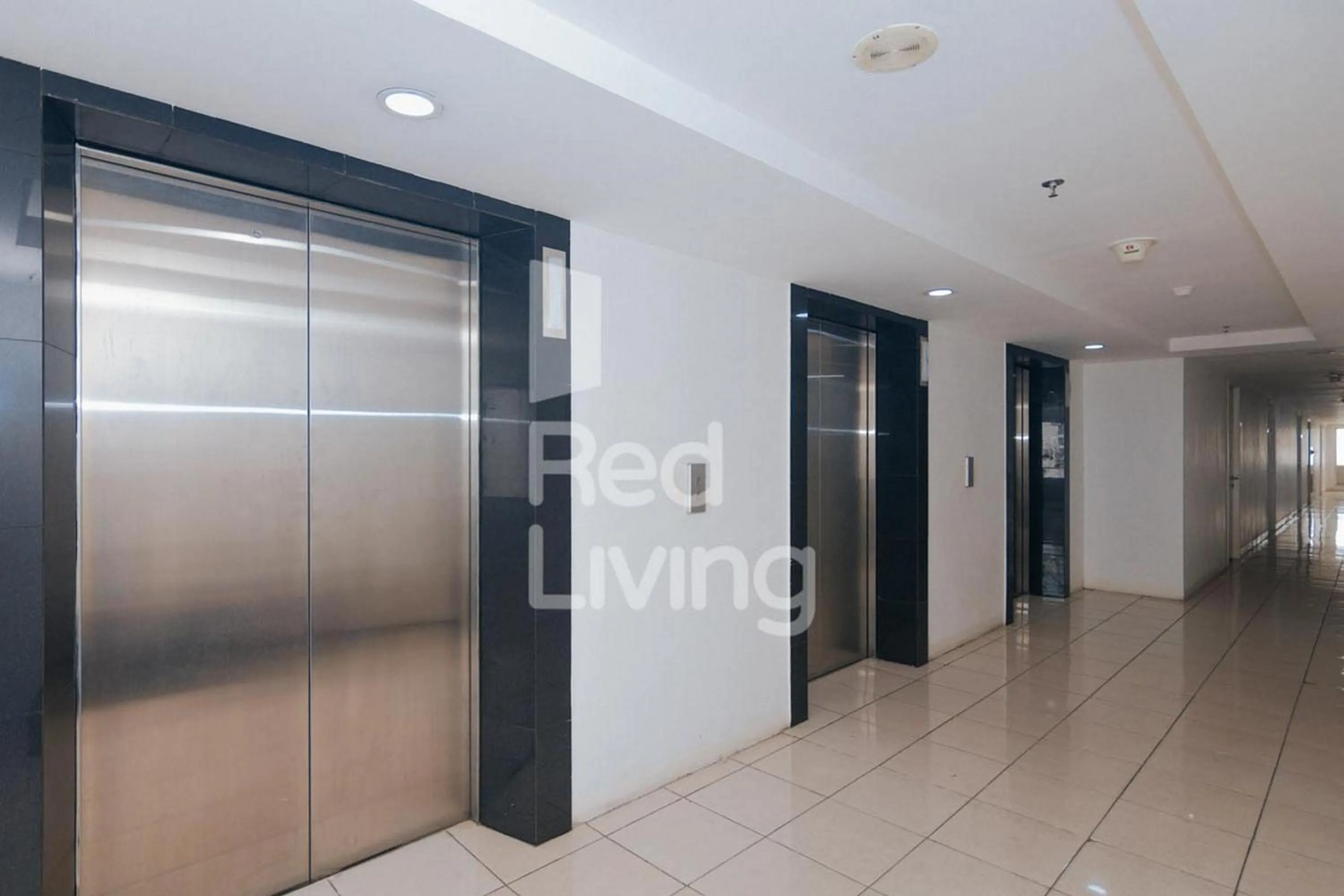 Property building in RedLiving Apartemen Bassura City - Aokla Property Tower Dahlia