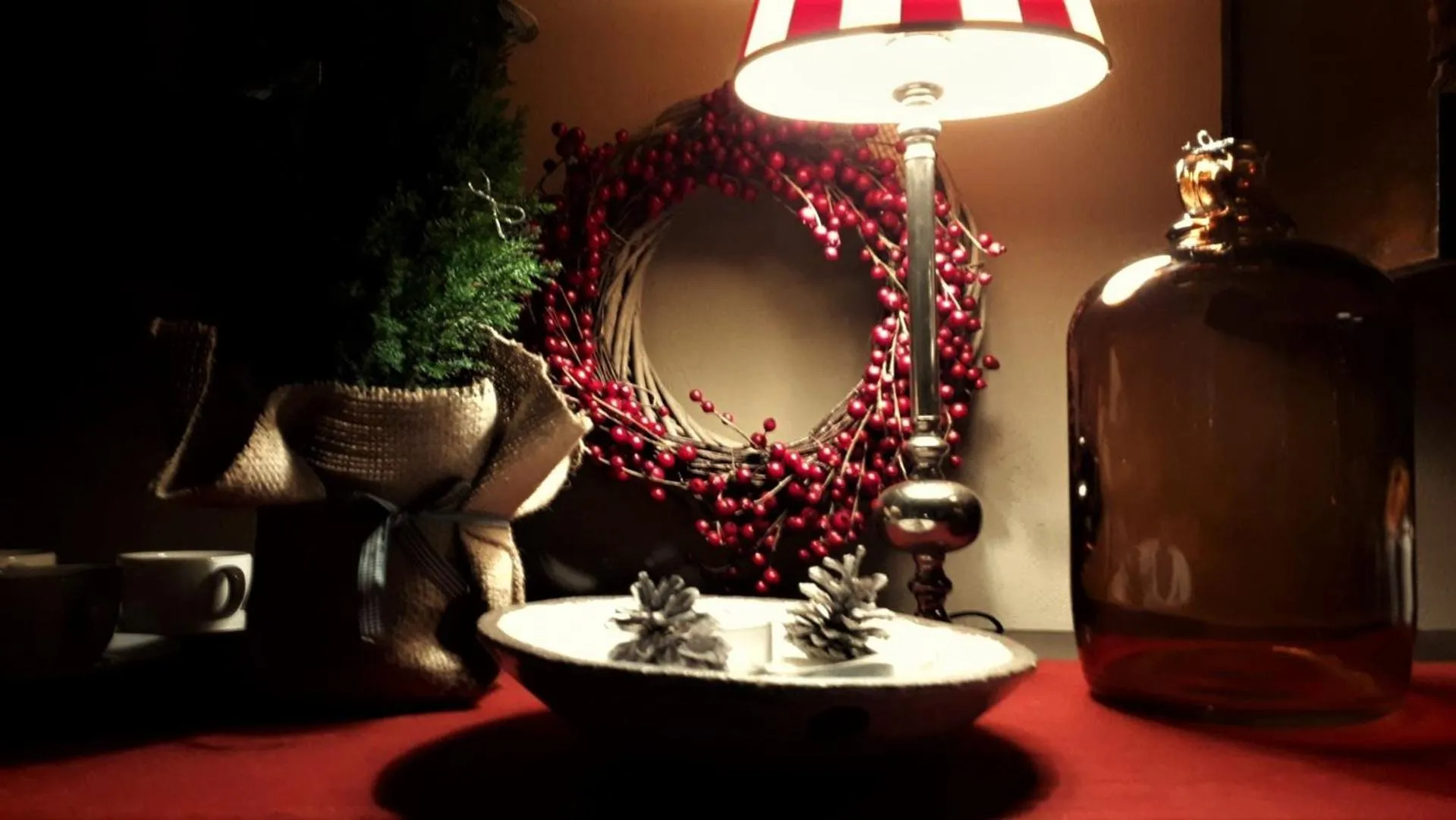 Communal lounge/ TV room in Hotel Stare Miasto Old Town