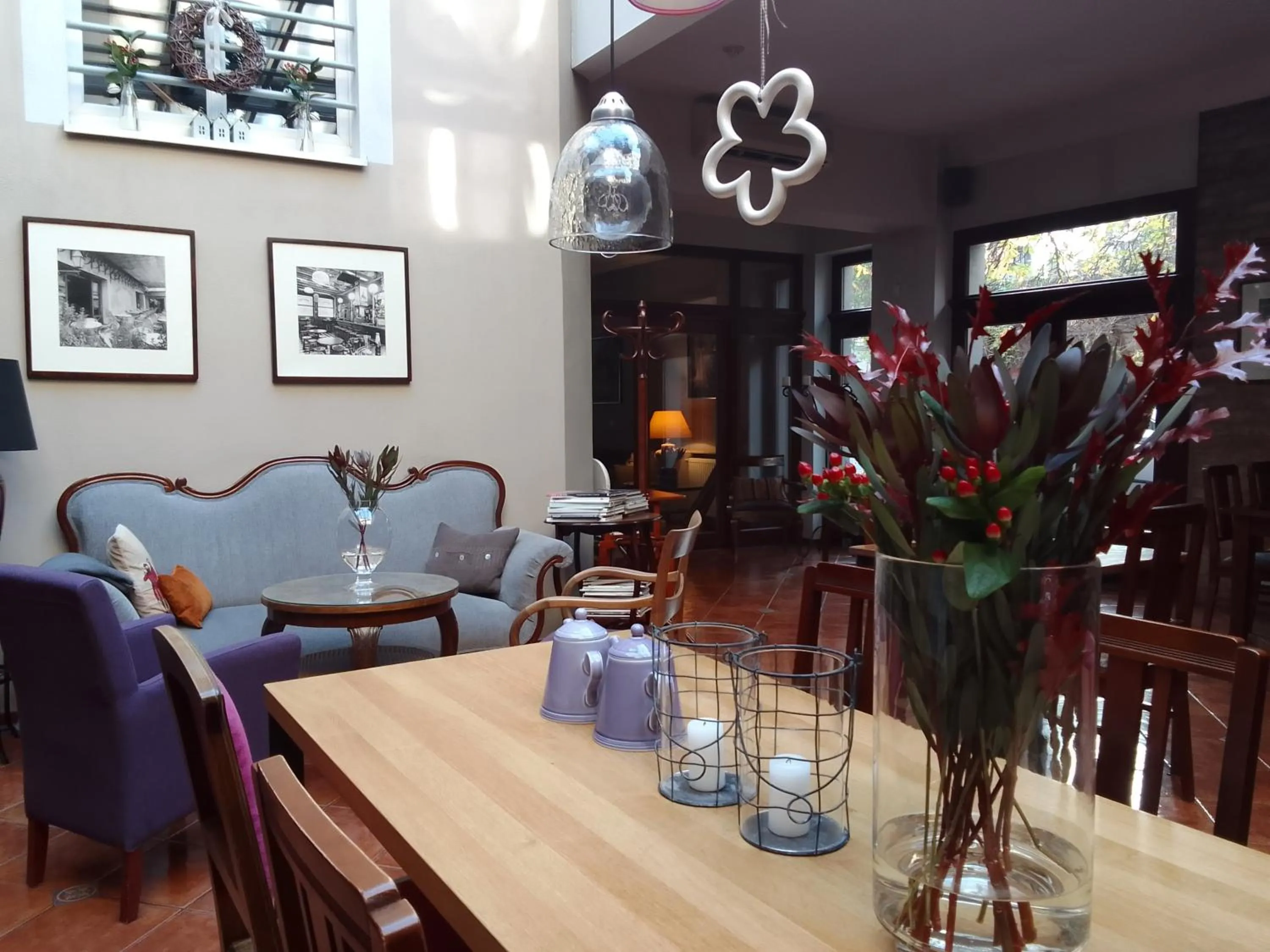 Communal lounge/ TV room in Hotel Stare Miasto Old Town