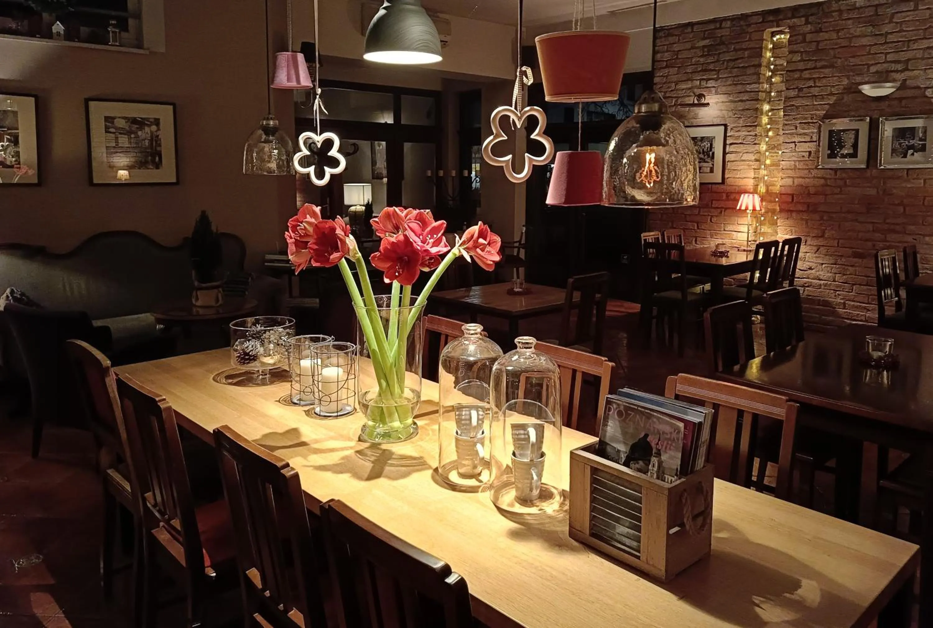 Communal lounge/ TV room in Hotel Stare Miasto Old Town