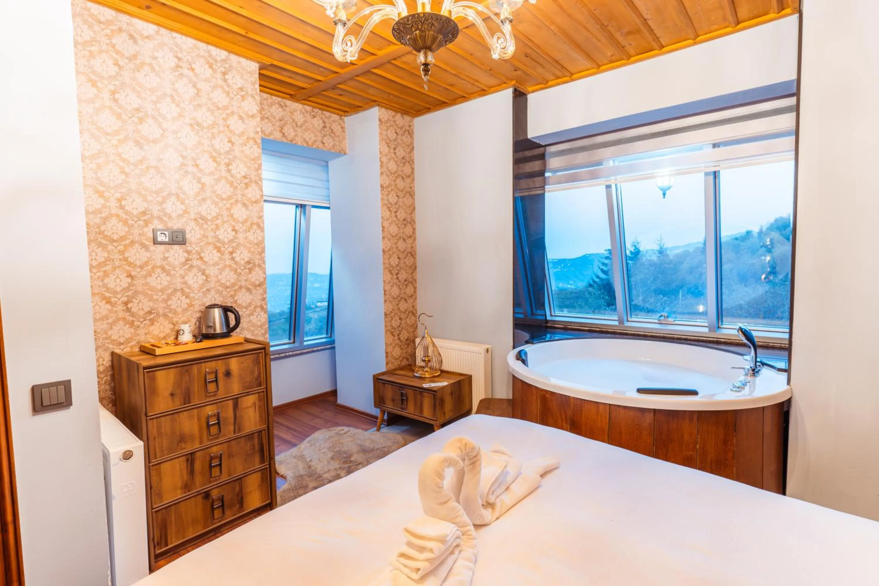 Natural landscape, Bed in POISON GARDEN SUİTE