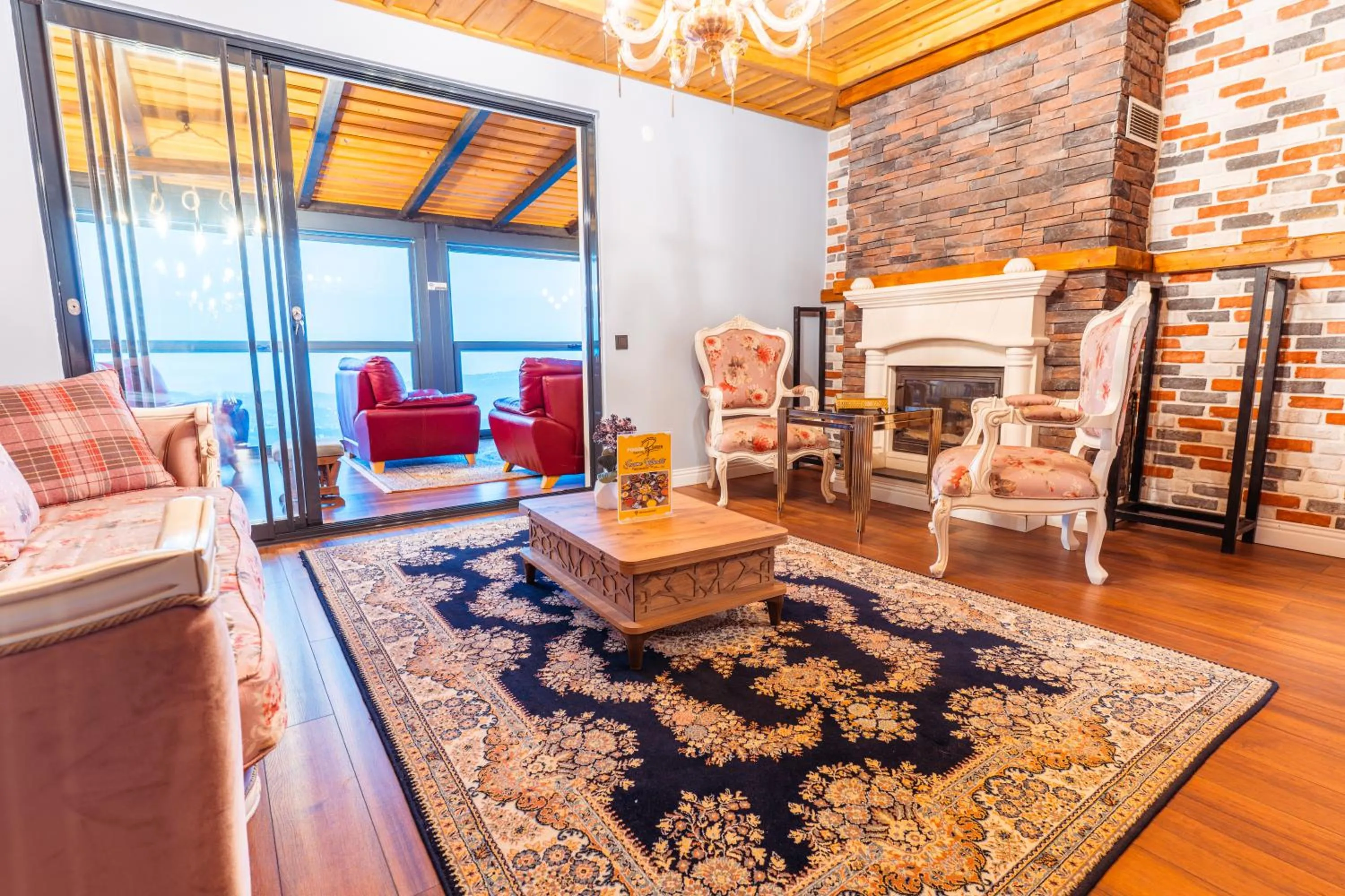 Living room in POISON GARDEN SUİTE