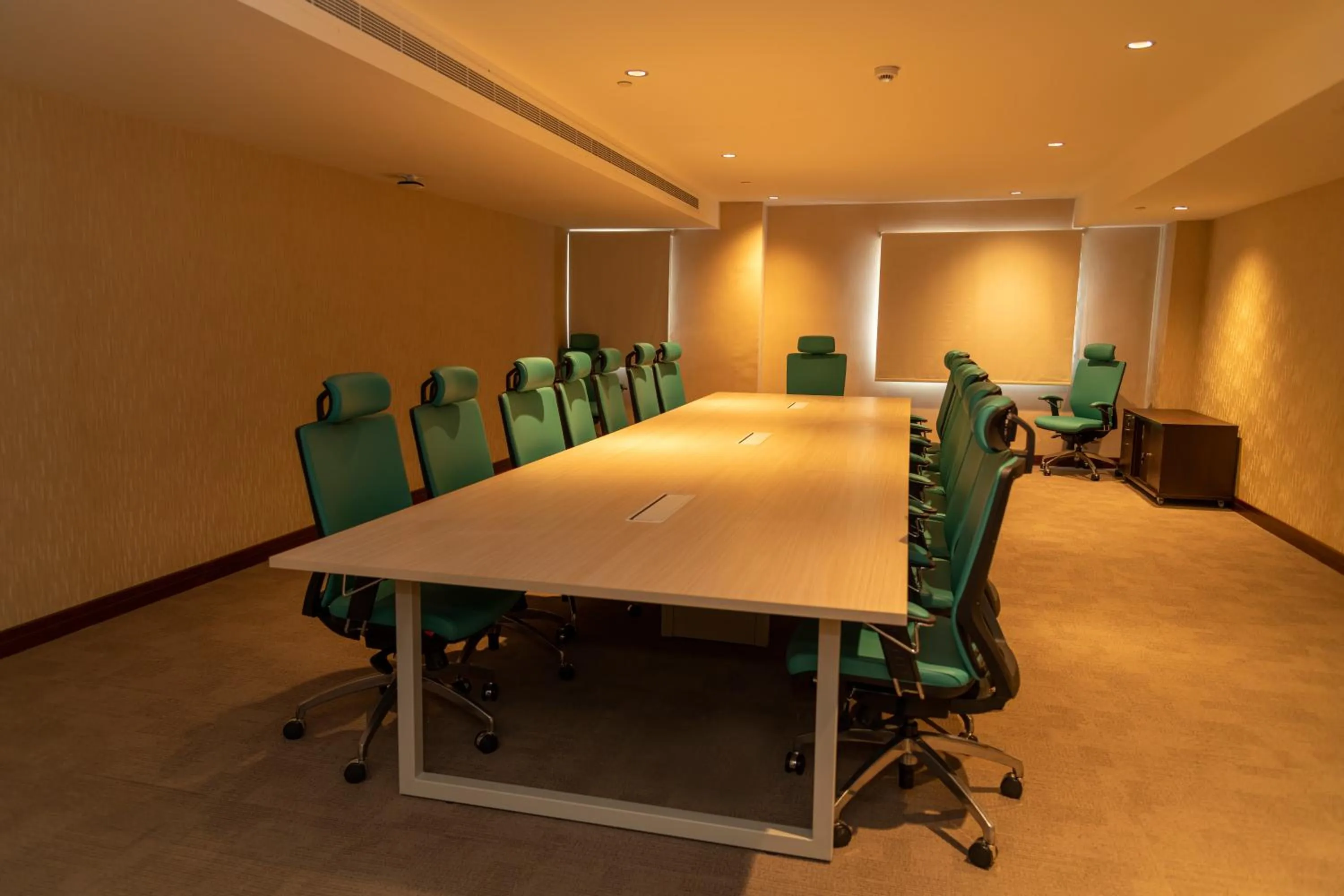 Meeting/conference room in Tulip Inn Majan Hotel and Suites Salalah