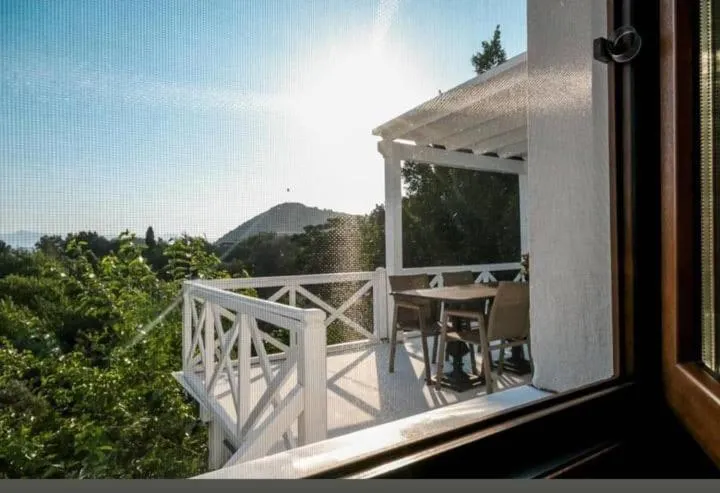 Benjamin Otel Gumusluk