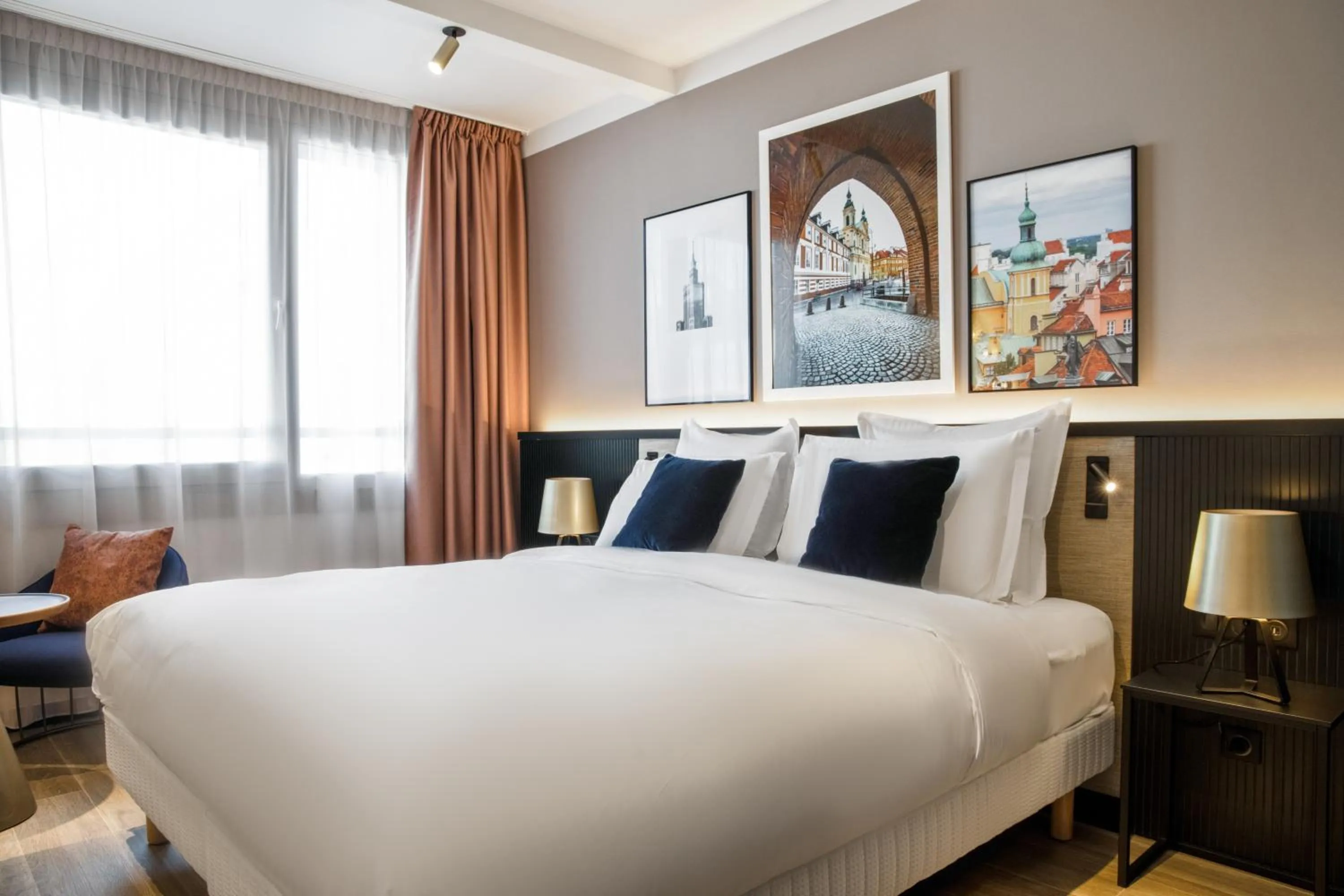 Bed in Golden Tulip Warszawa Centrum