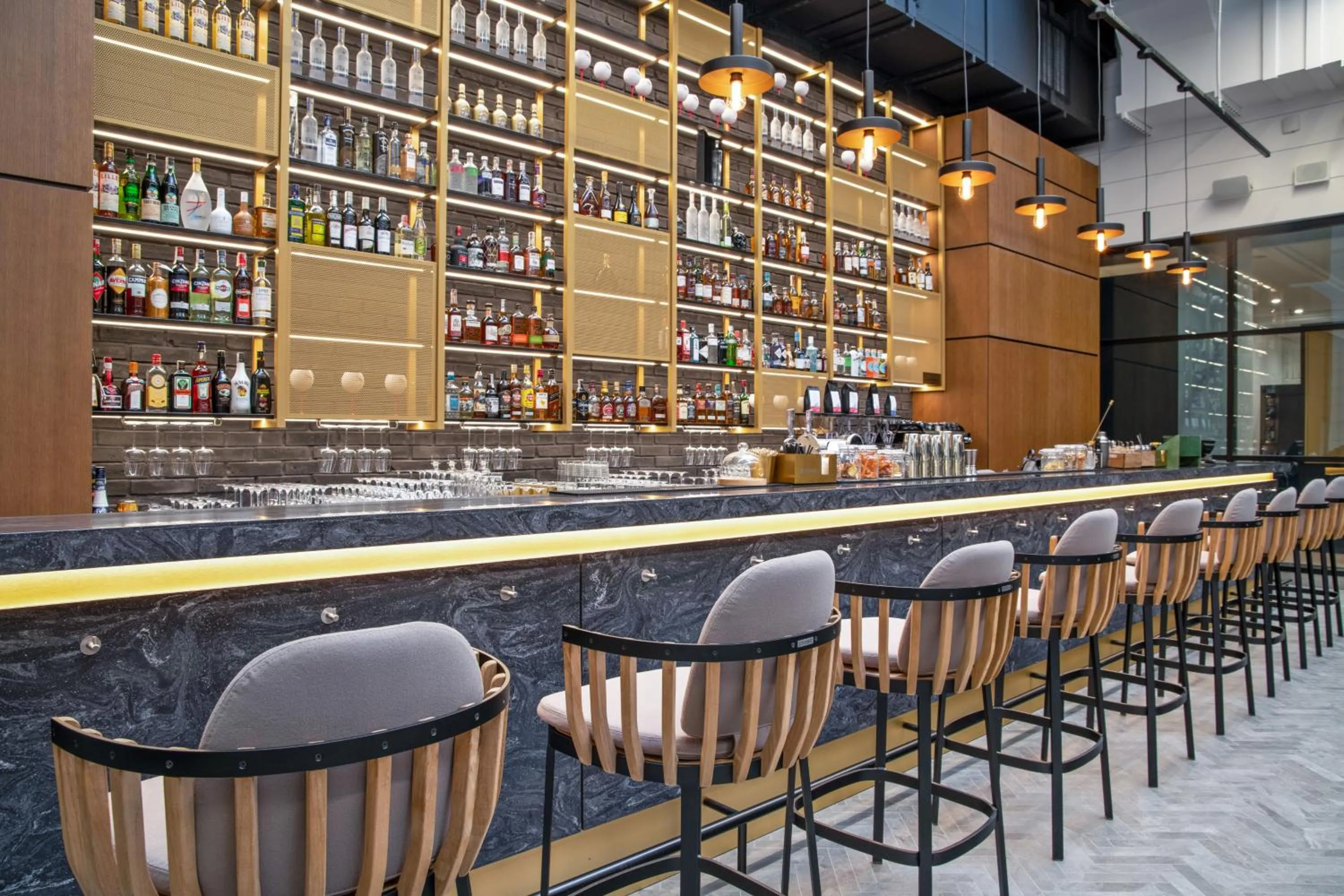 Restaurant/places to eat in Golden Tulip Warszawa Centrum