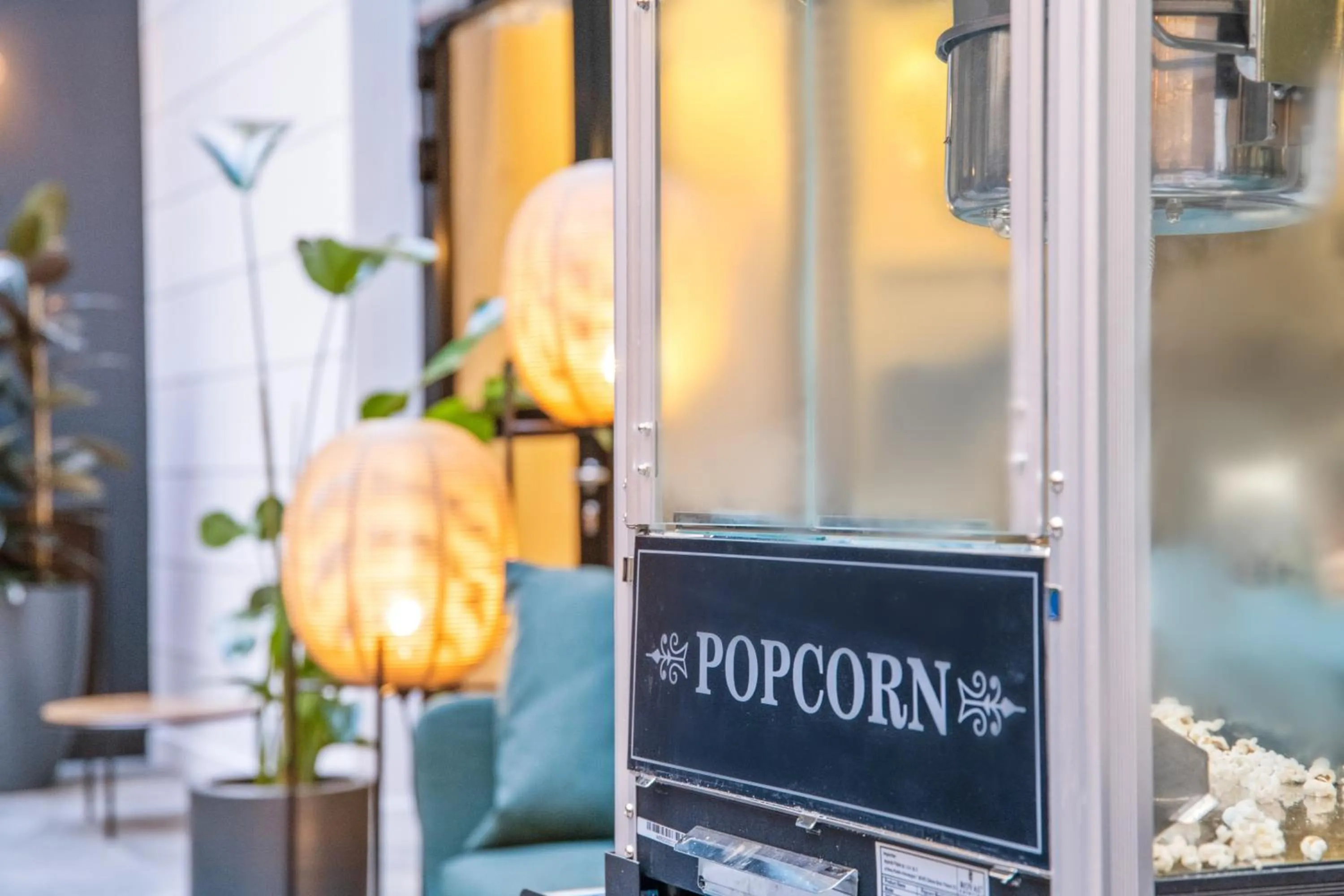 Restaurant/places to eat in Golden Tulip Warszawa Centrum