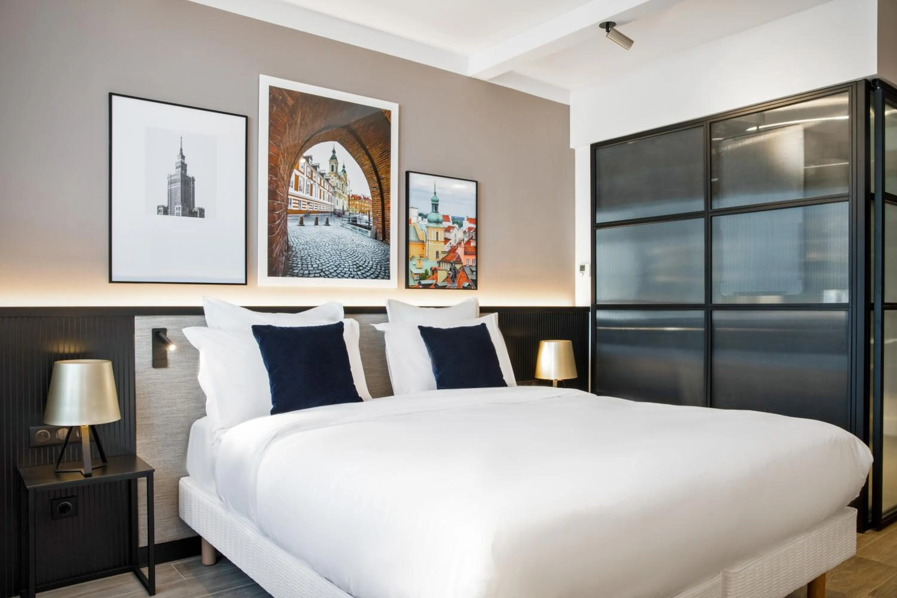 Bed in Golden Tulip Warszawa Centrum