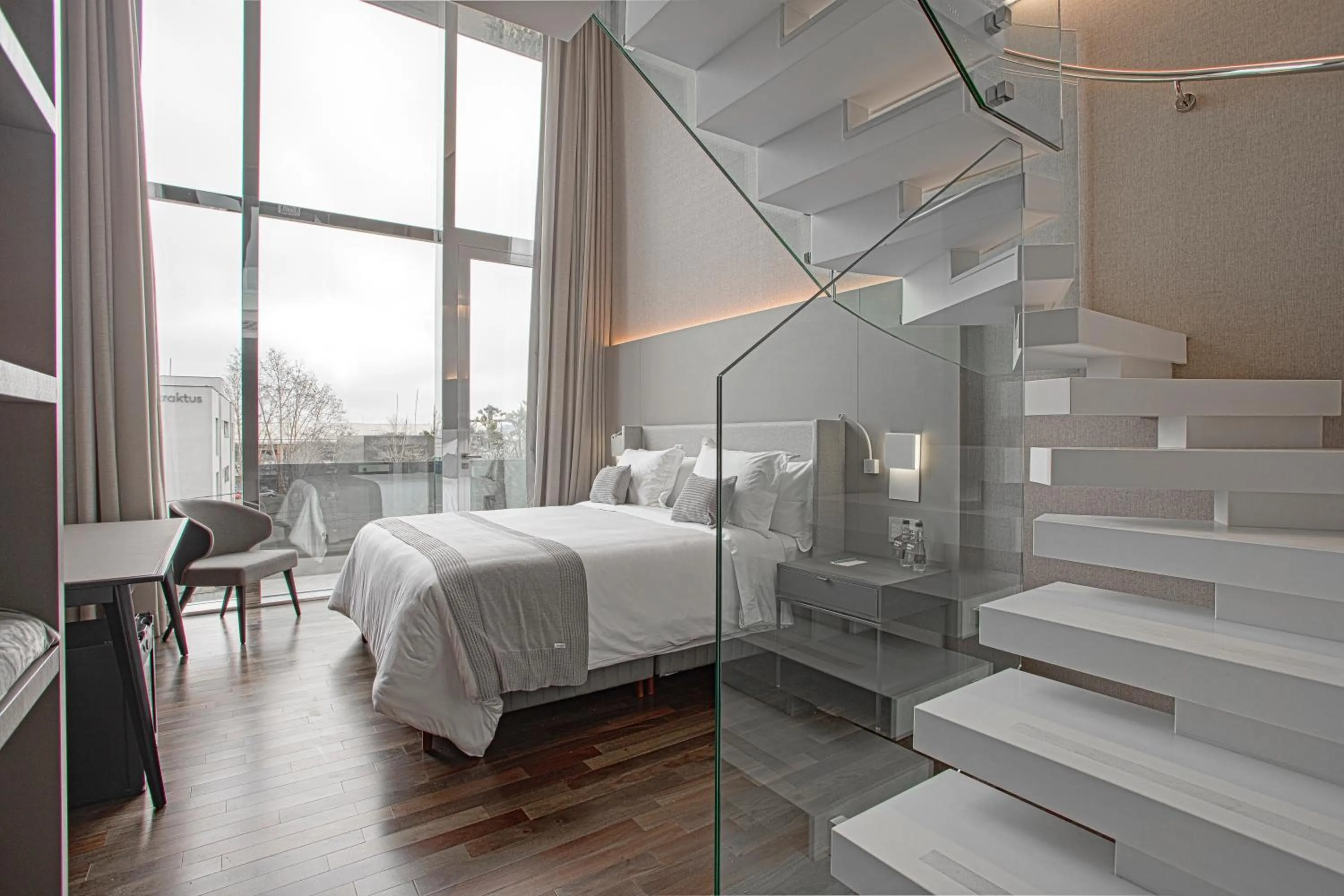 Bed in Suryaa Hotel Pinhais, Curio Collection by Hilton