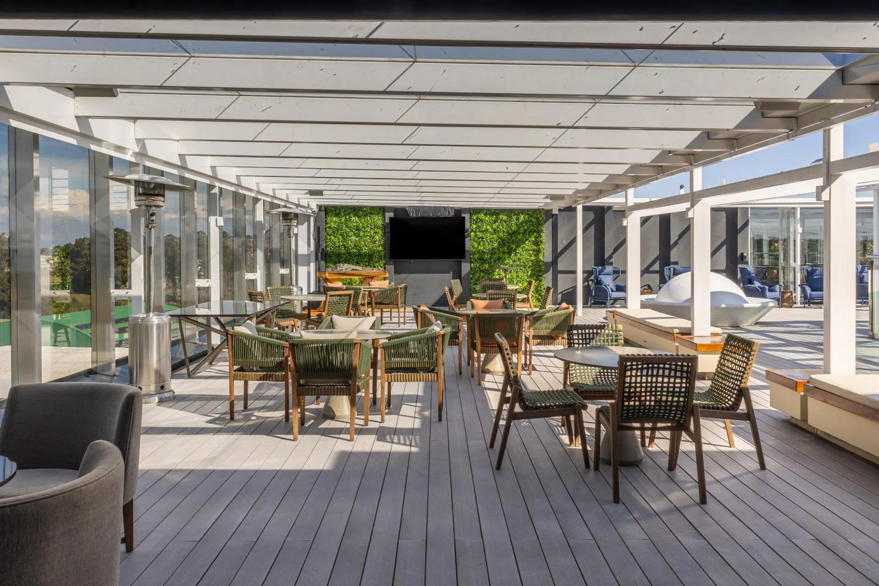 Banquet/Function facilities in Suryaa Hotel Pinhais, Curio Collection by Hilton