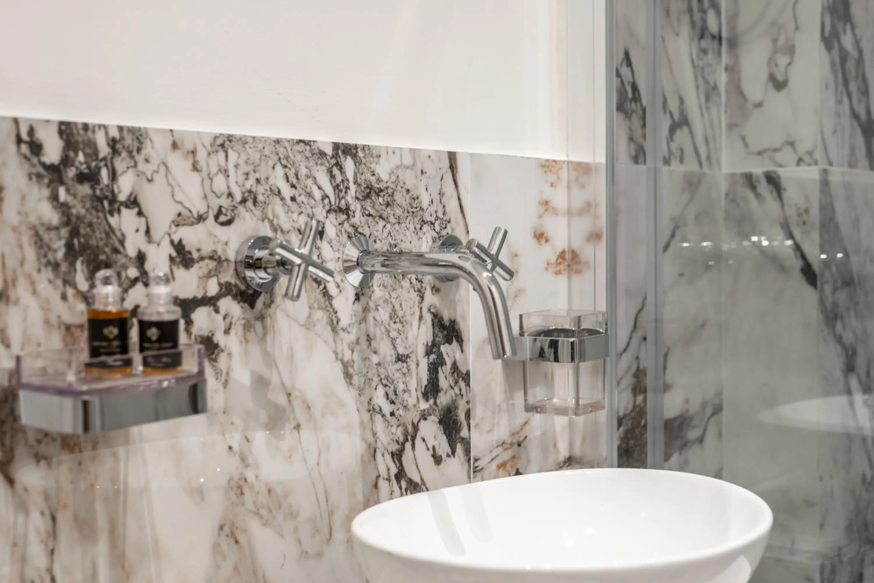 Bathroom in The Couper Castello