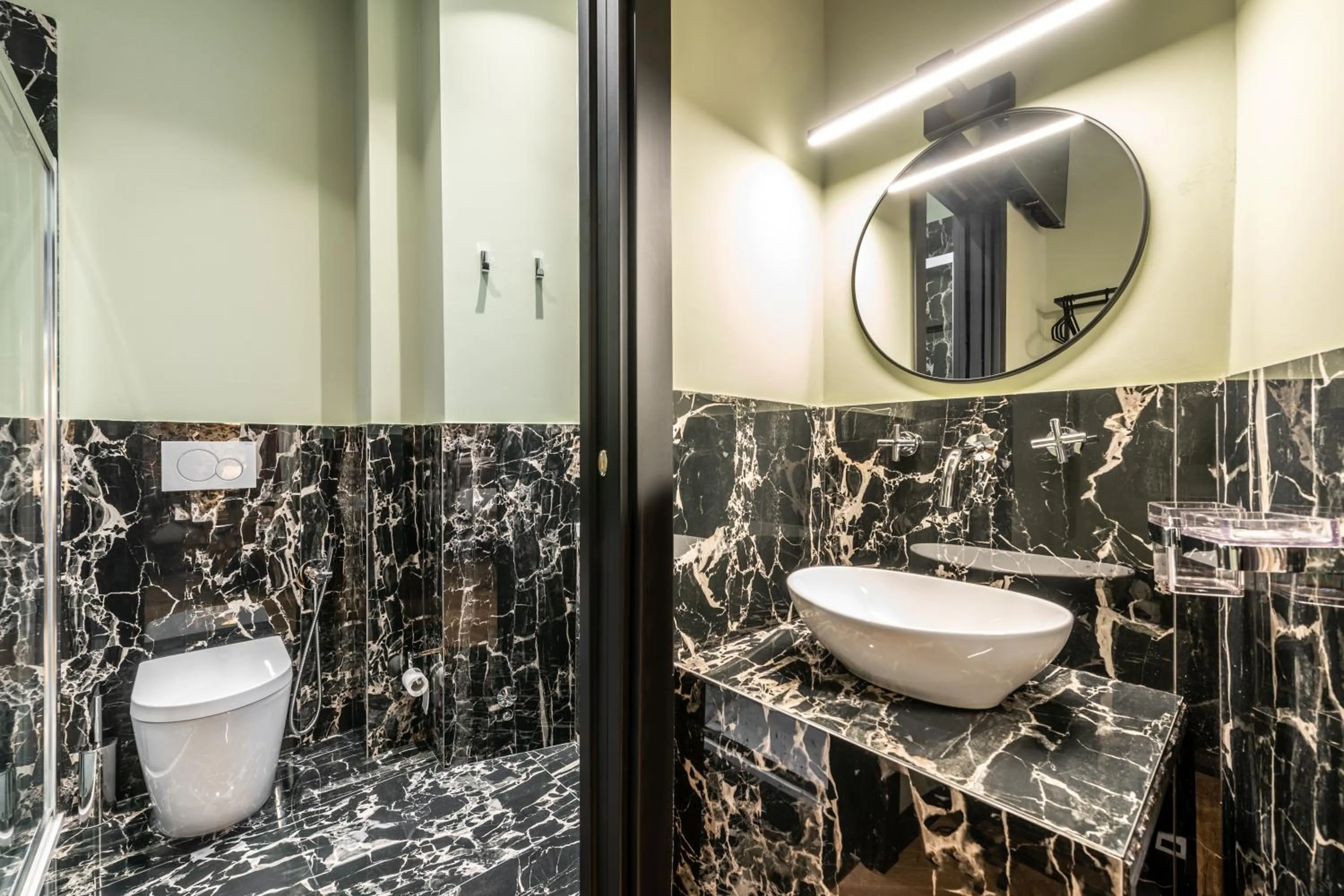 Toilet in The Couper Castello