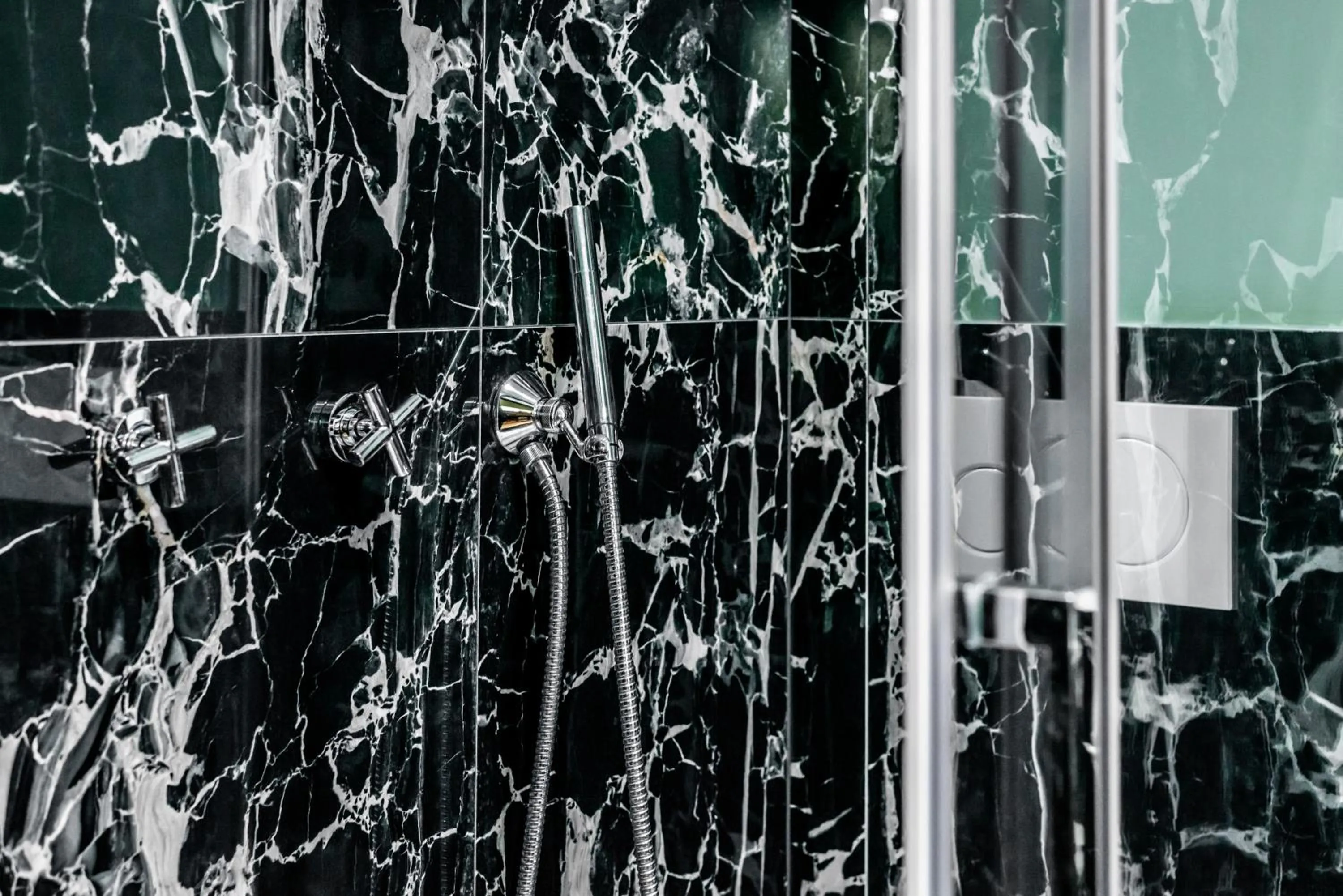 Bathroom in The Couper Castello