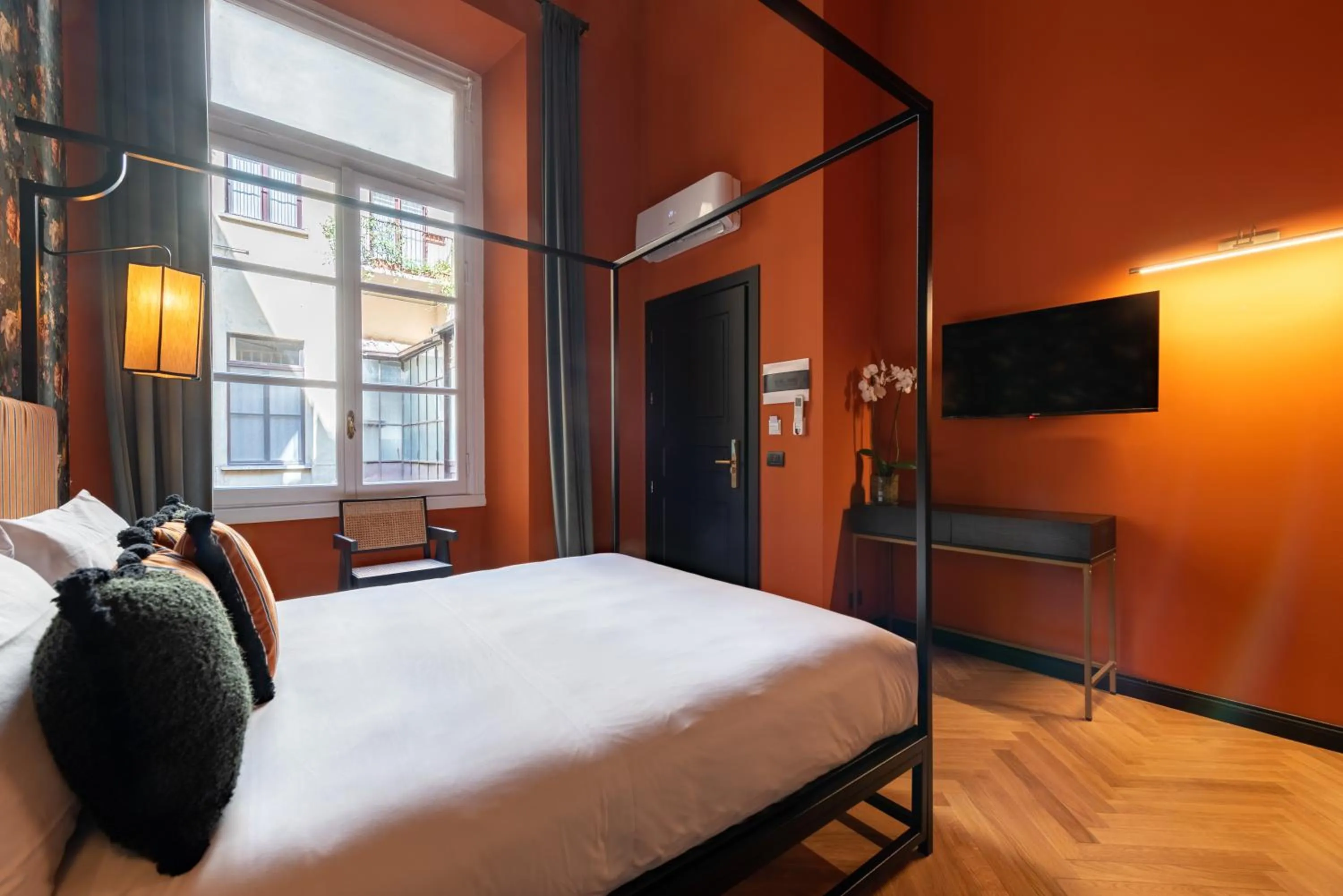 Photo of the whole room, Bed in The Couper Castello