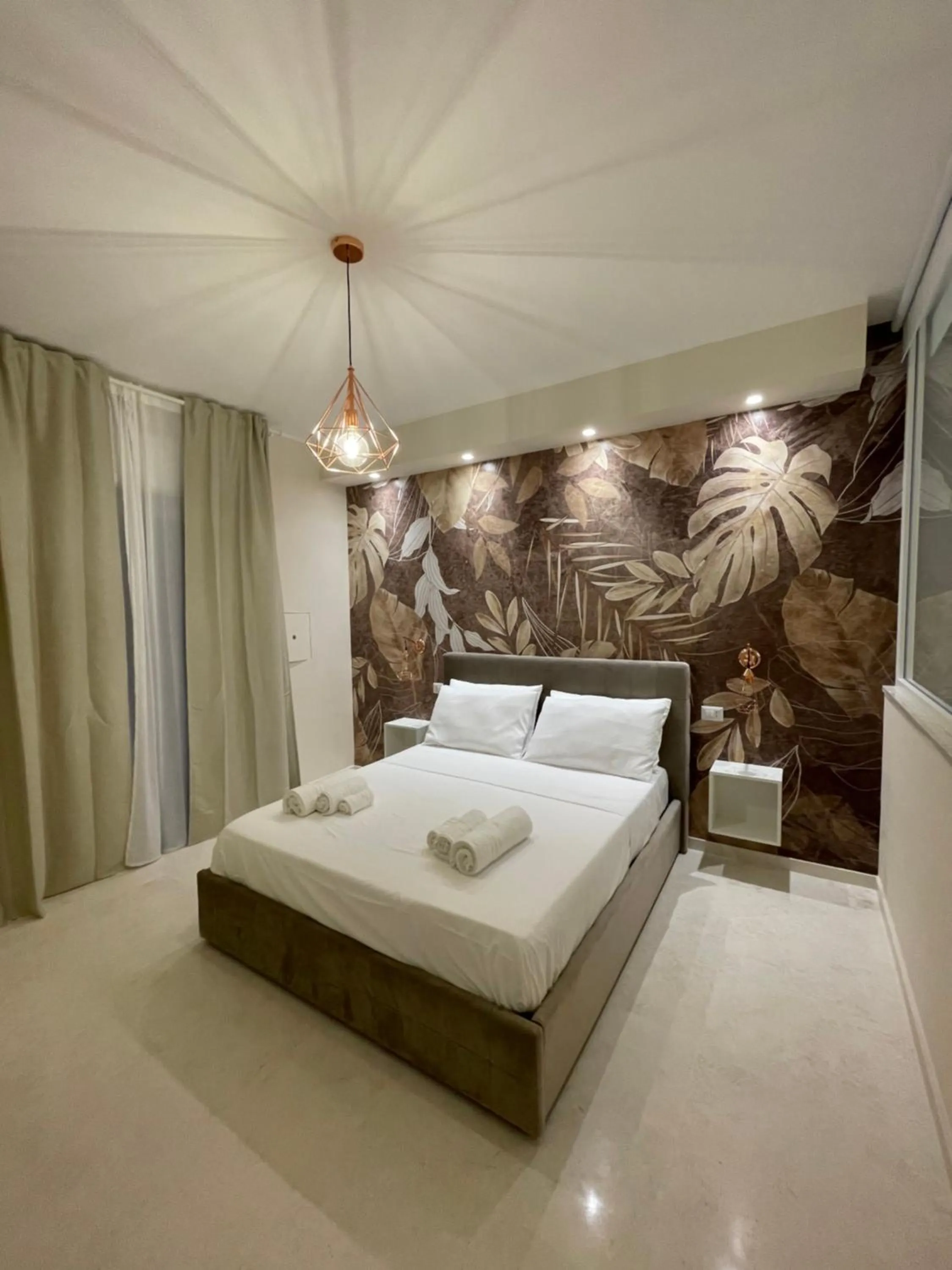 Bed in Suite 55 in centro