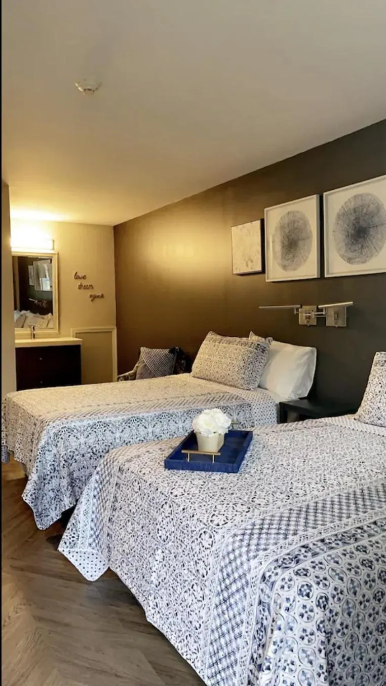 Bedroom, Bed in Hotel Lake Anna