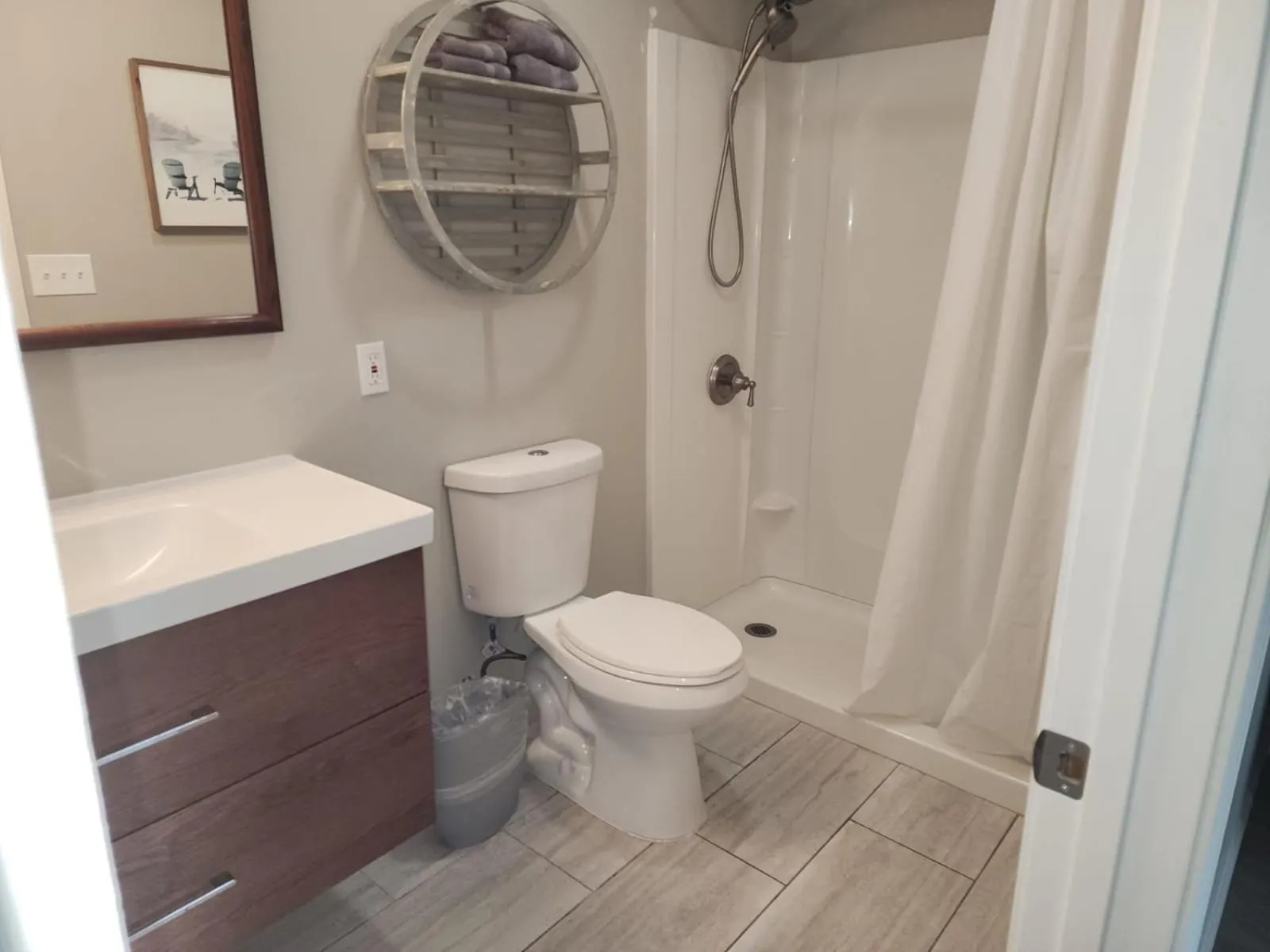 Toilet in Hotel Lake Anna