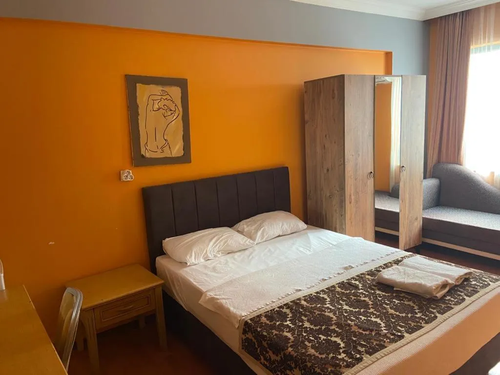 Photo of the whole room, Bed in City House Hotel