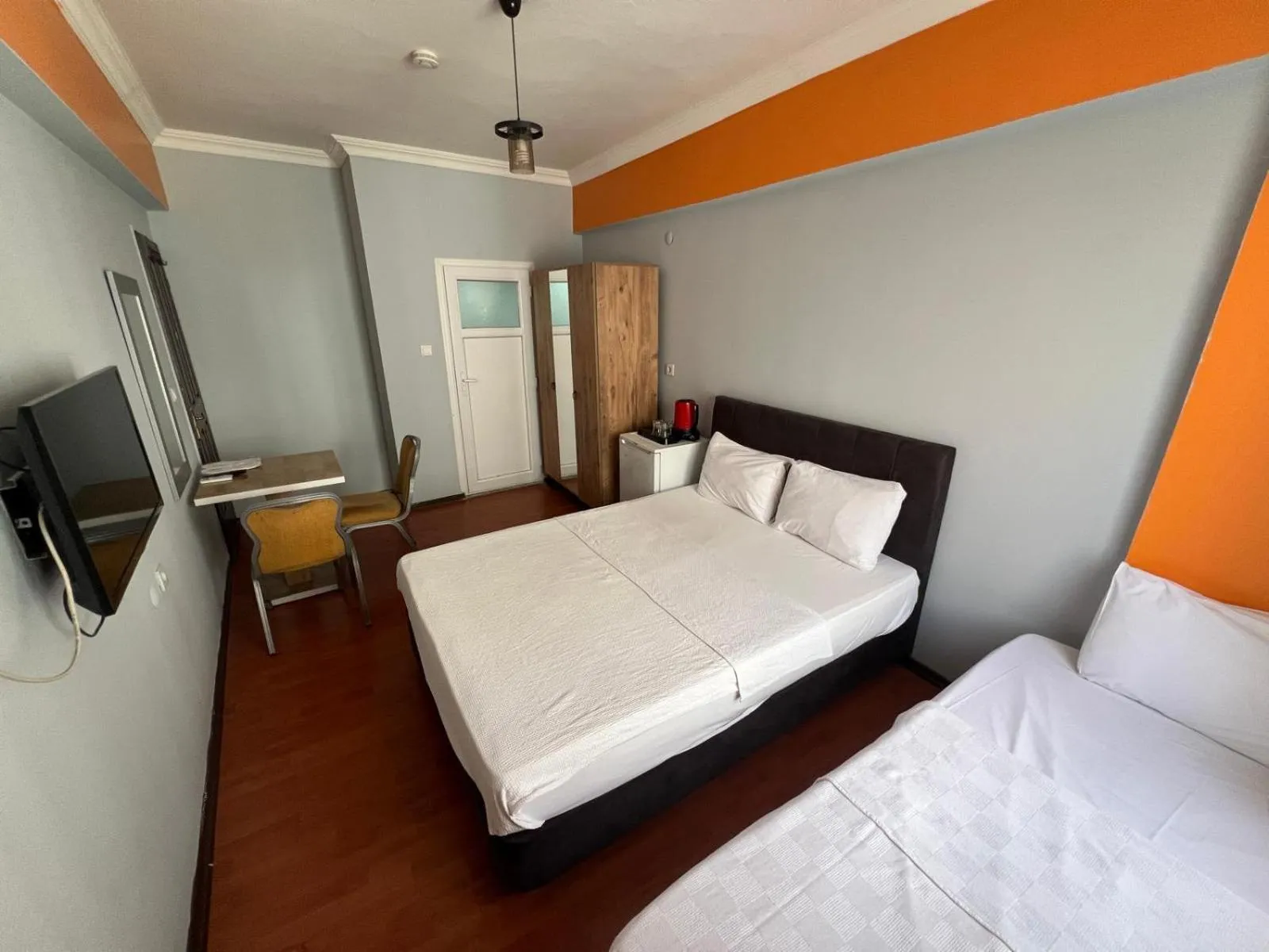 Bed in City House Hotel