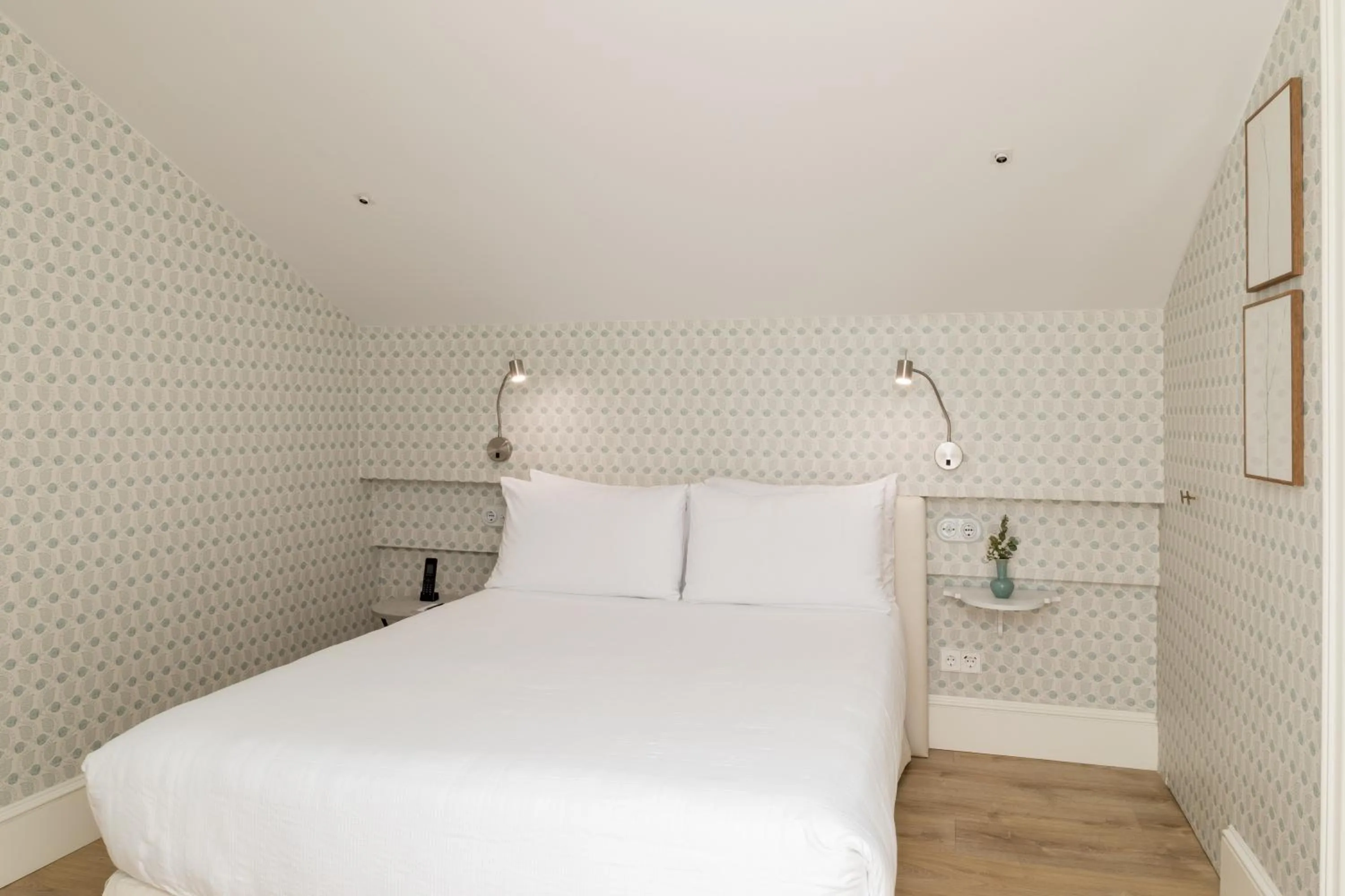 Bed in Hotel Tayko Sevilla