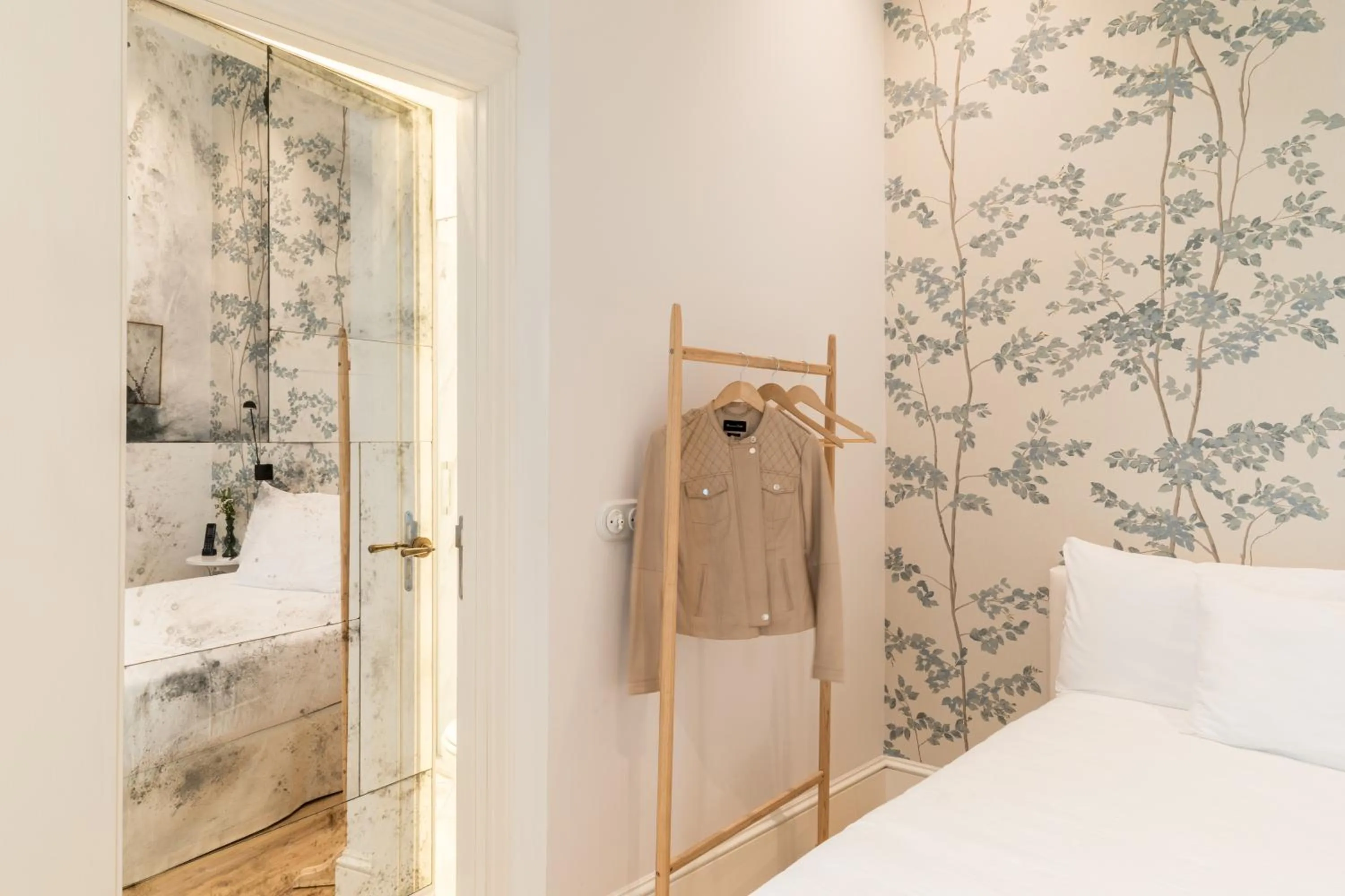 Decorative detail, Bed in Hotel Tayko Sevilla