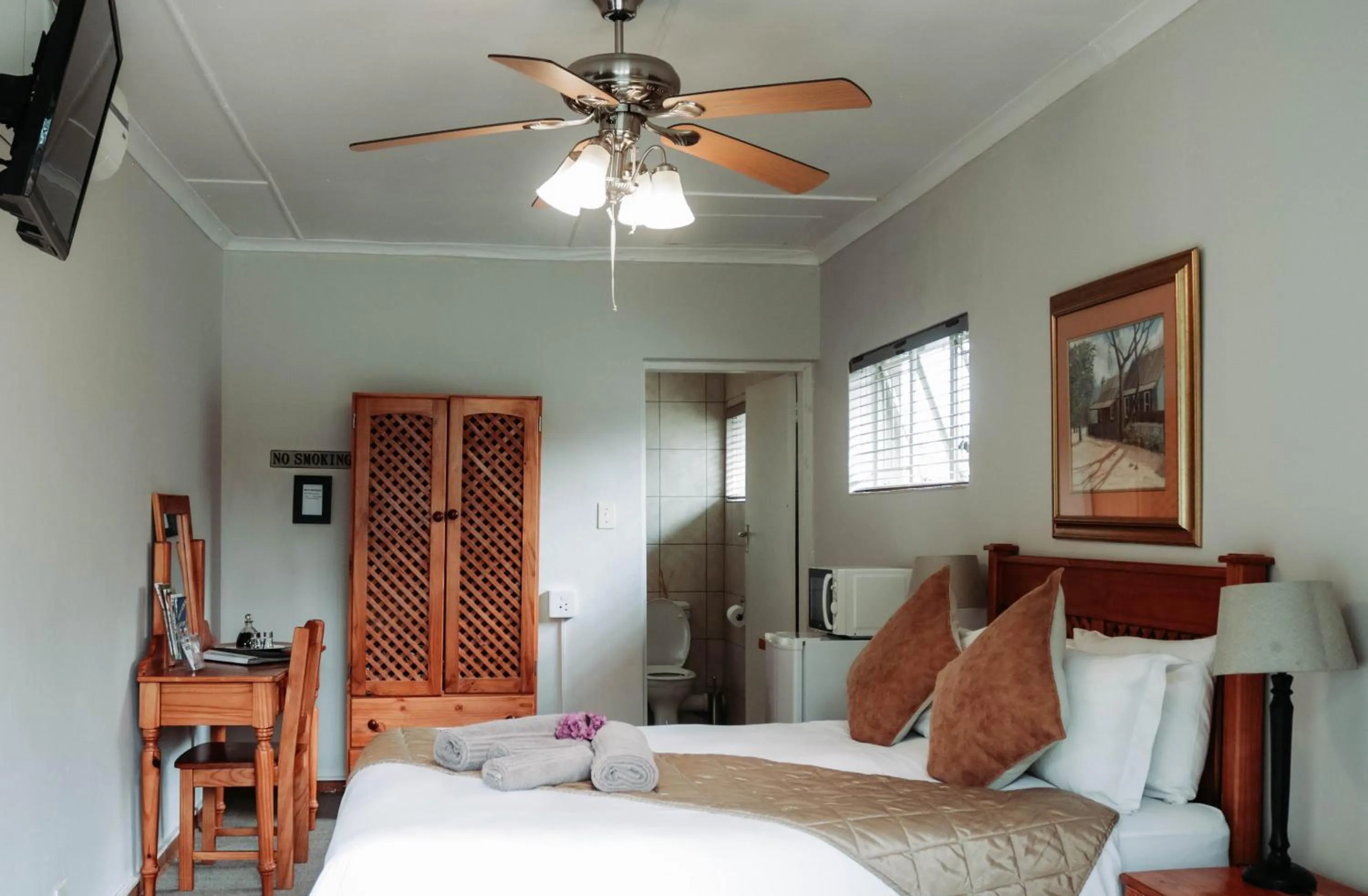 Photo of the whole room in Danlee Overnight Accommodation