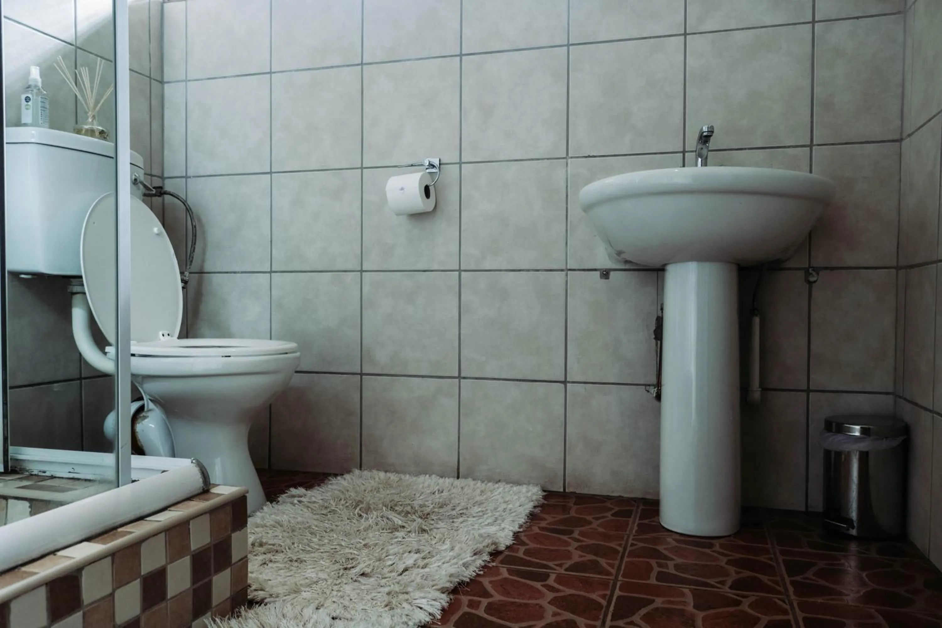 Shower in Danlee Overnight Accommodation