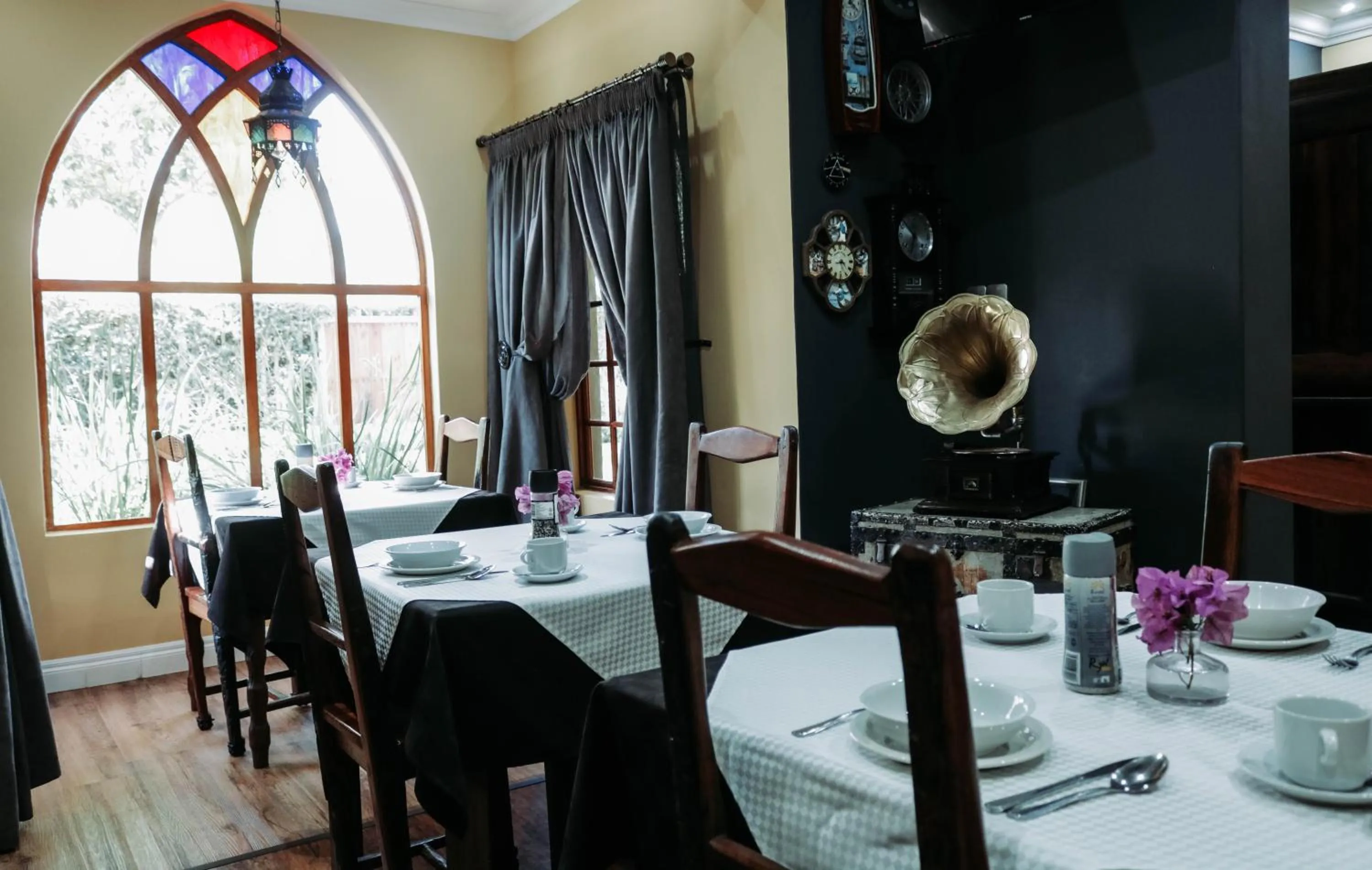 Food and drinks in Danlee Overnight Accommodation