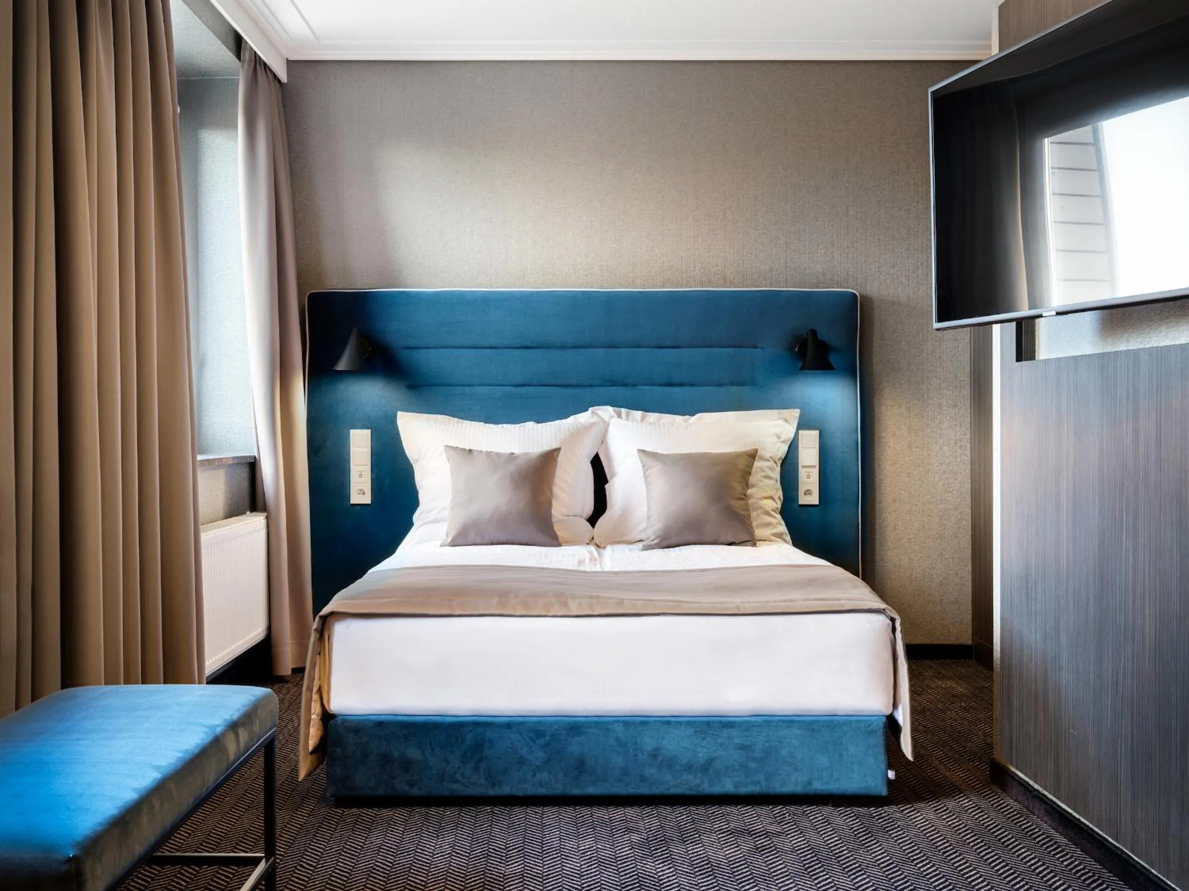 Photo of the whole room, Bed in Hotel Logos Kraków