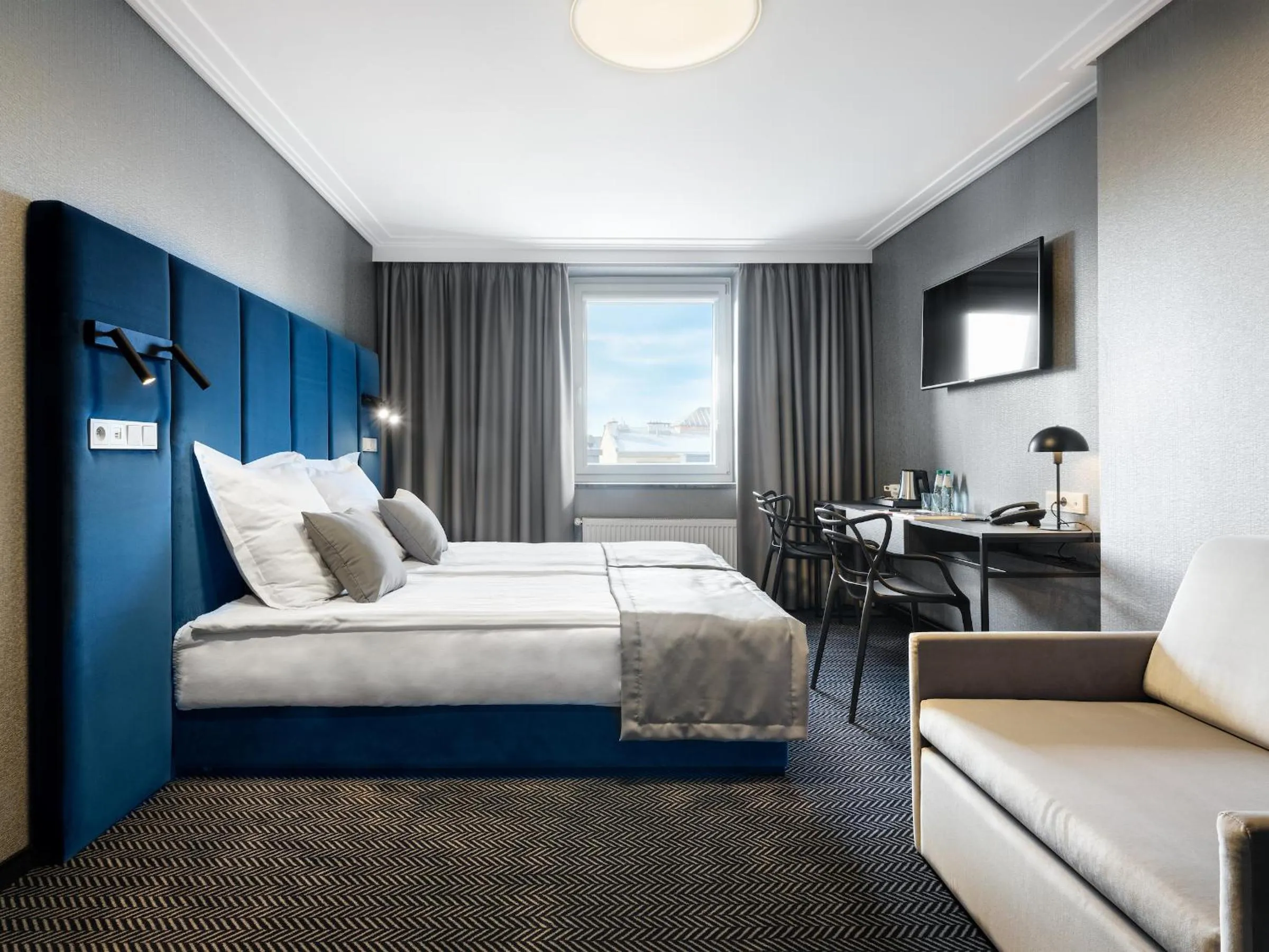 Bed in Hotel Logos Kraków