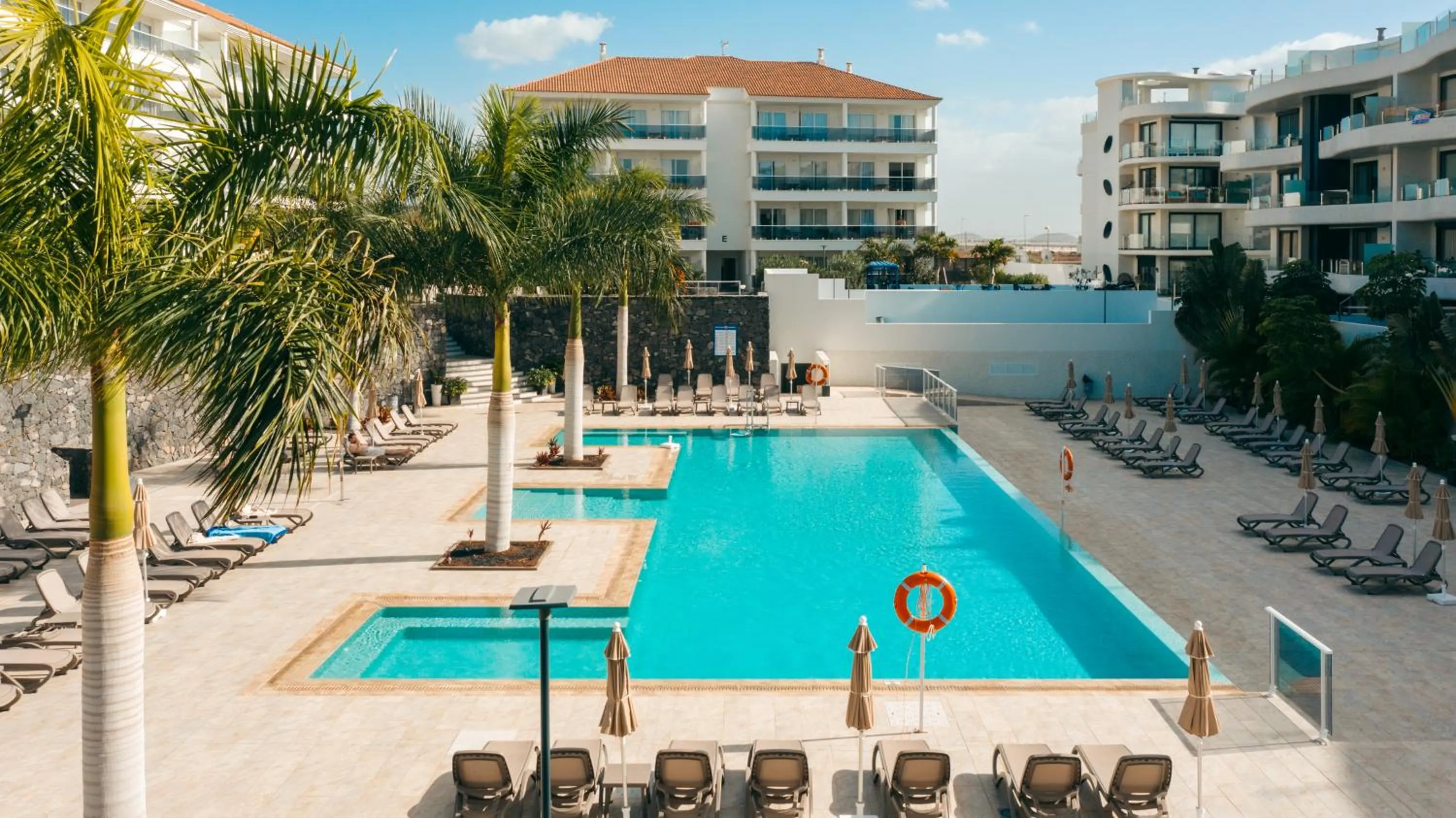 Swimming pool in Marinell Collection Palm-Mar