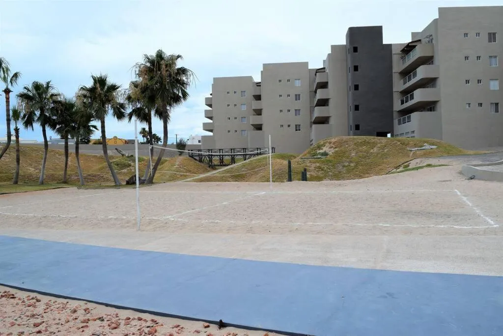 Beautiful Condo La Joya - Near Beach with Views
