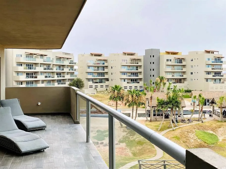 Beautiful Condo La Joya - Near Beach with Views