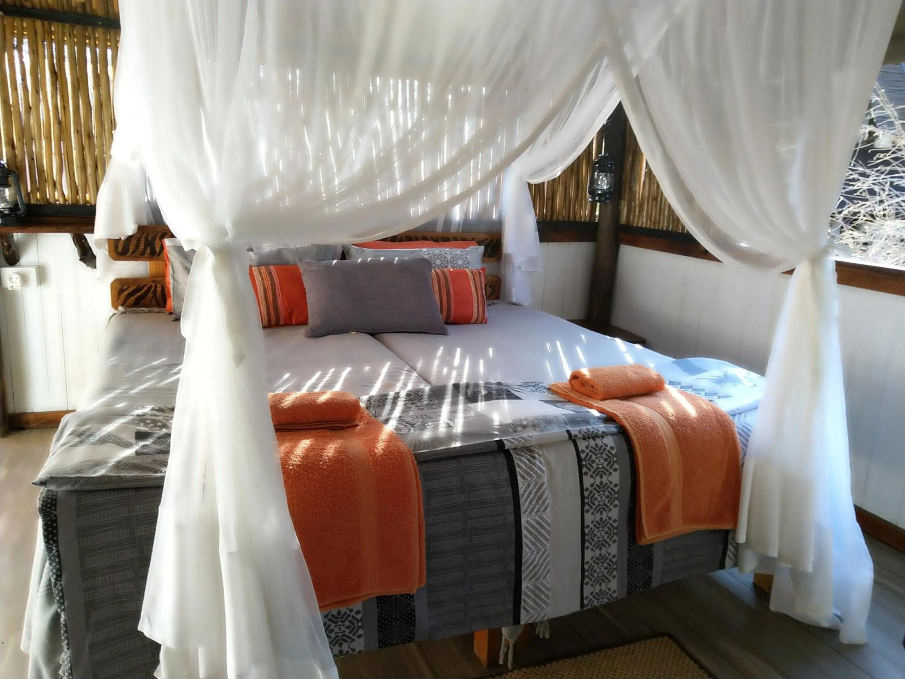 Decorative detail, Bed in Off Beat Safaris Bush Lodge