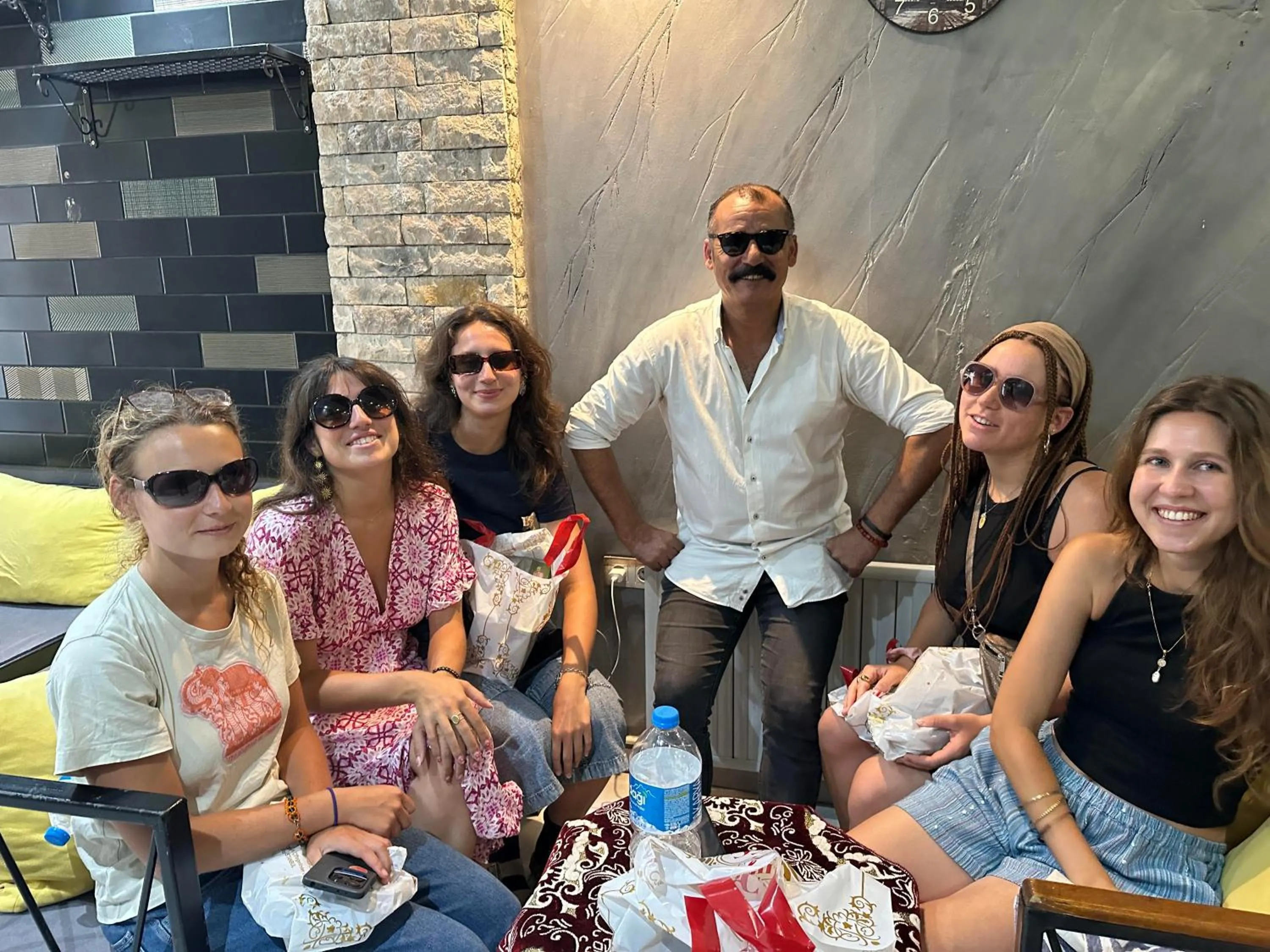 Guests in Mr Lion Kumkapı Otel