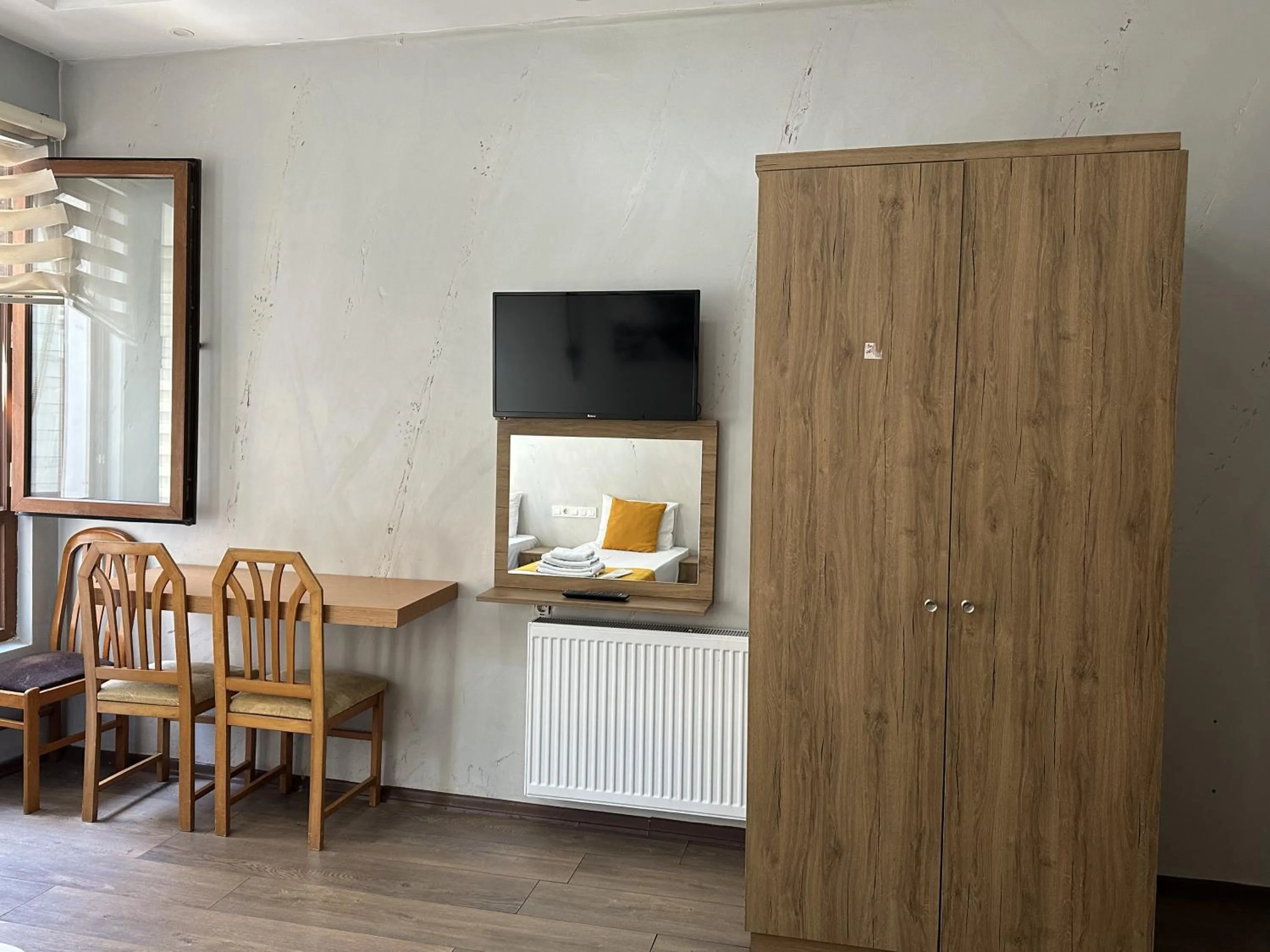 TV and multimedia in Mr Lion Kumkapı Otel