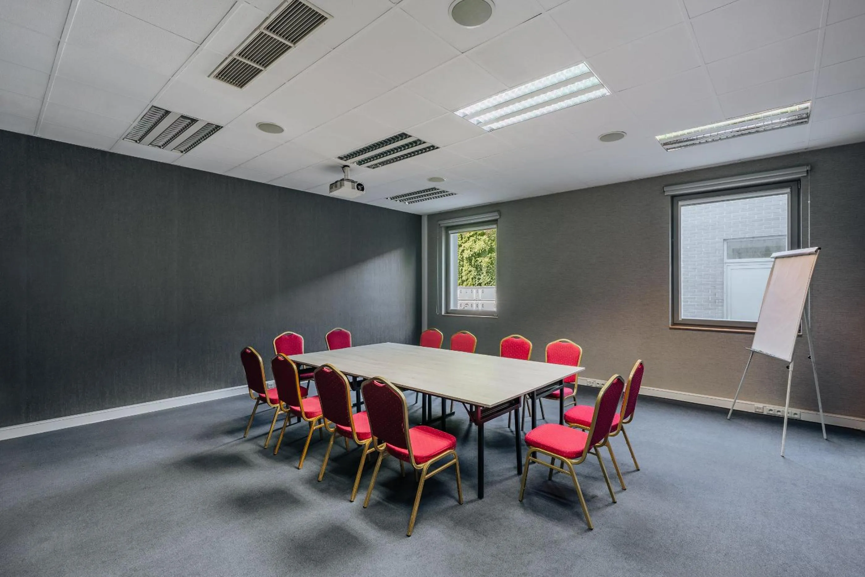 Meeting/conference room in Express Kraków Hotel