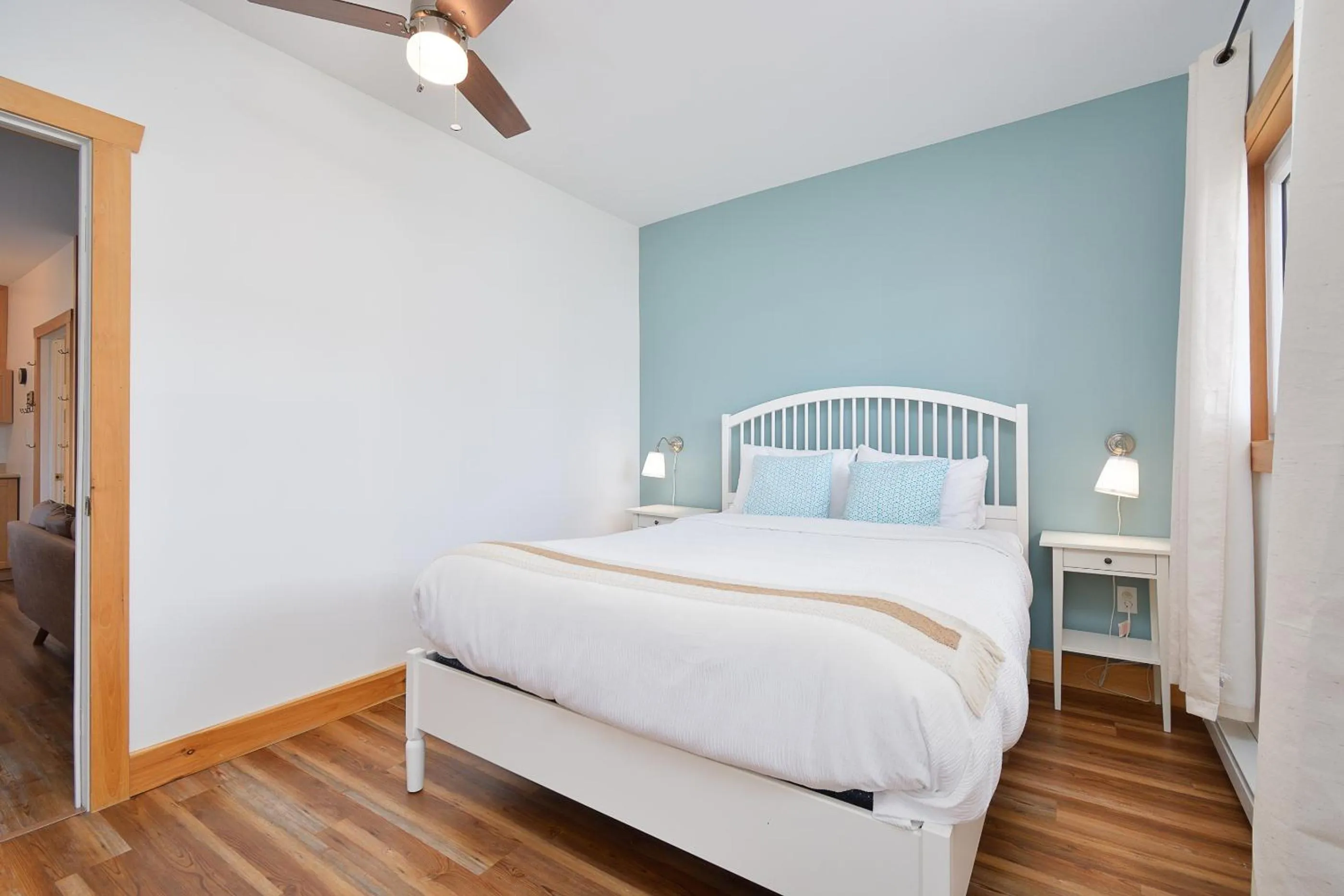 Bed in Pepperell Place Inn Inc.