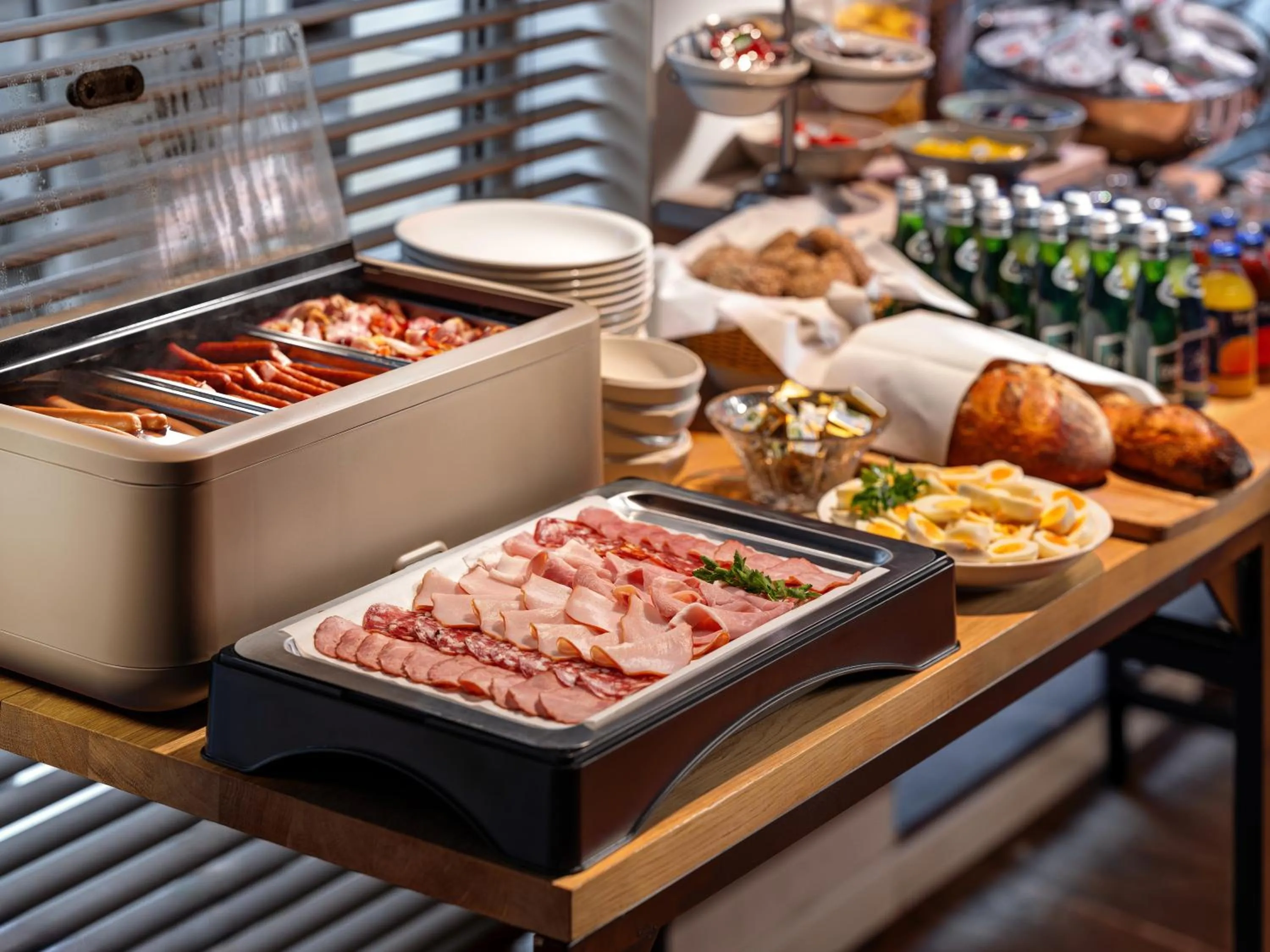 Buffet breakfast in Mamaison Residence Diana