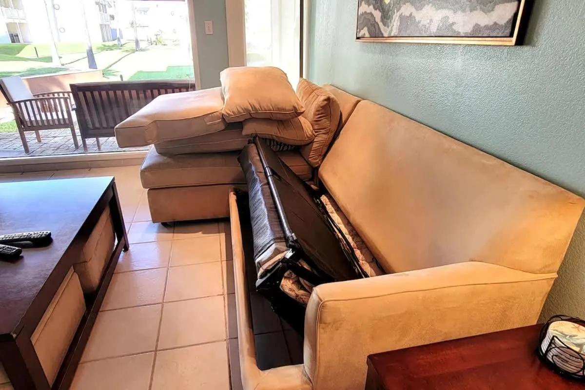 Living room in Bahia Mar #426