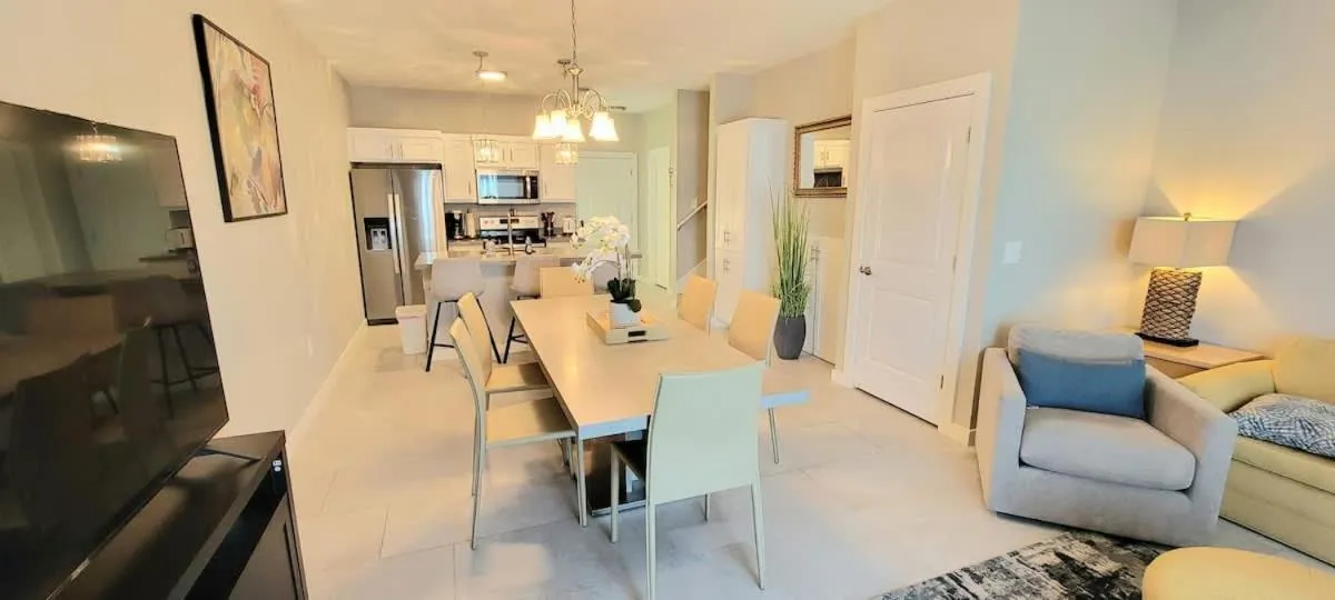 Dining area in Bungalow Tarvana #2