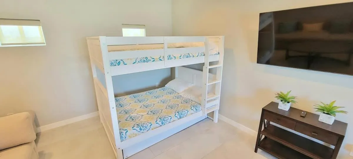 Bed in Bungalow Tarvana #2